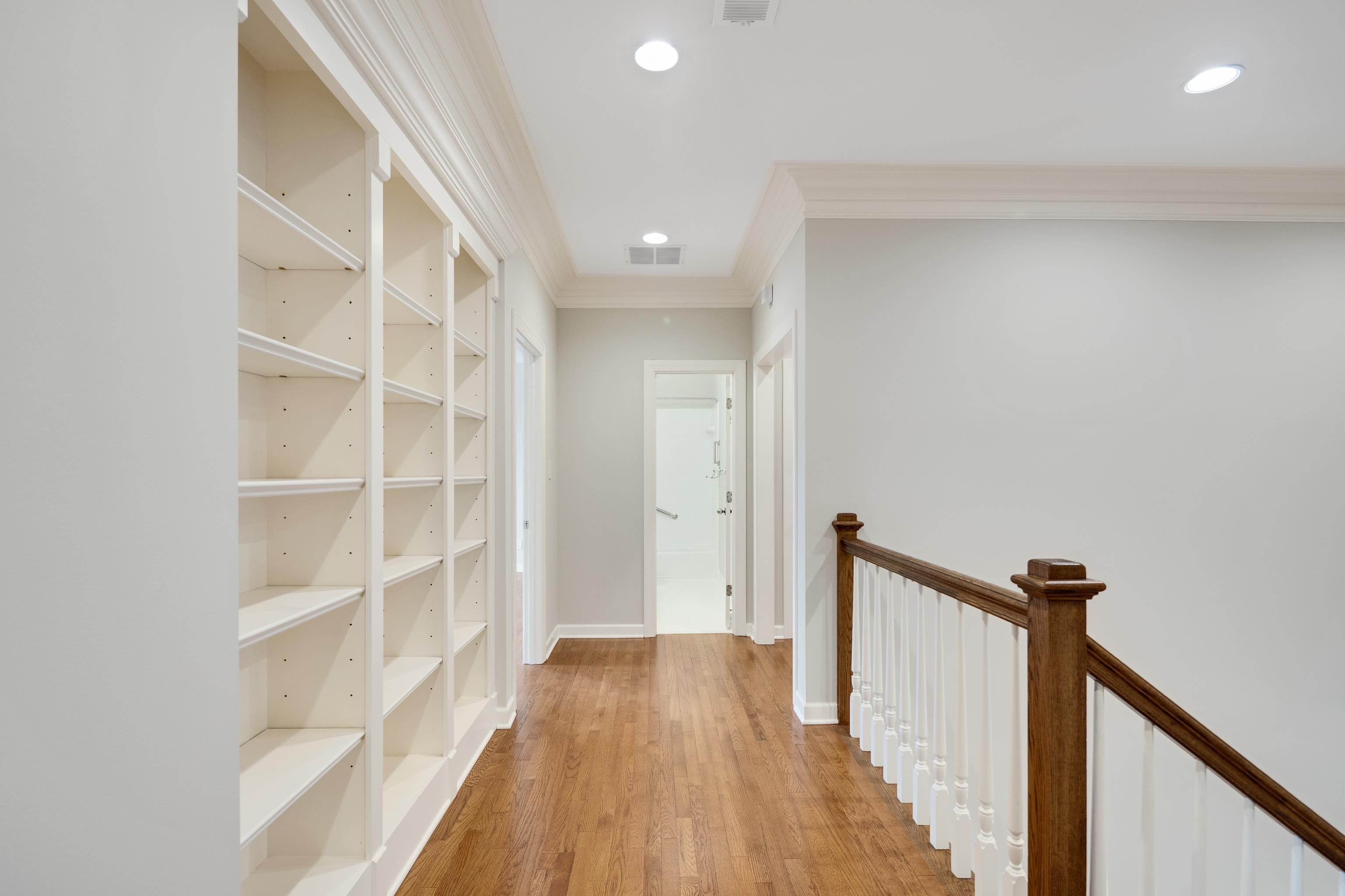 3123 OAKLEIGH MANOR CV