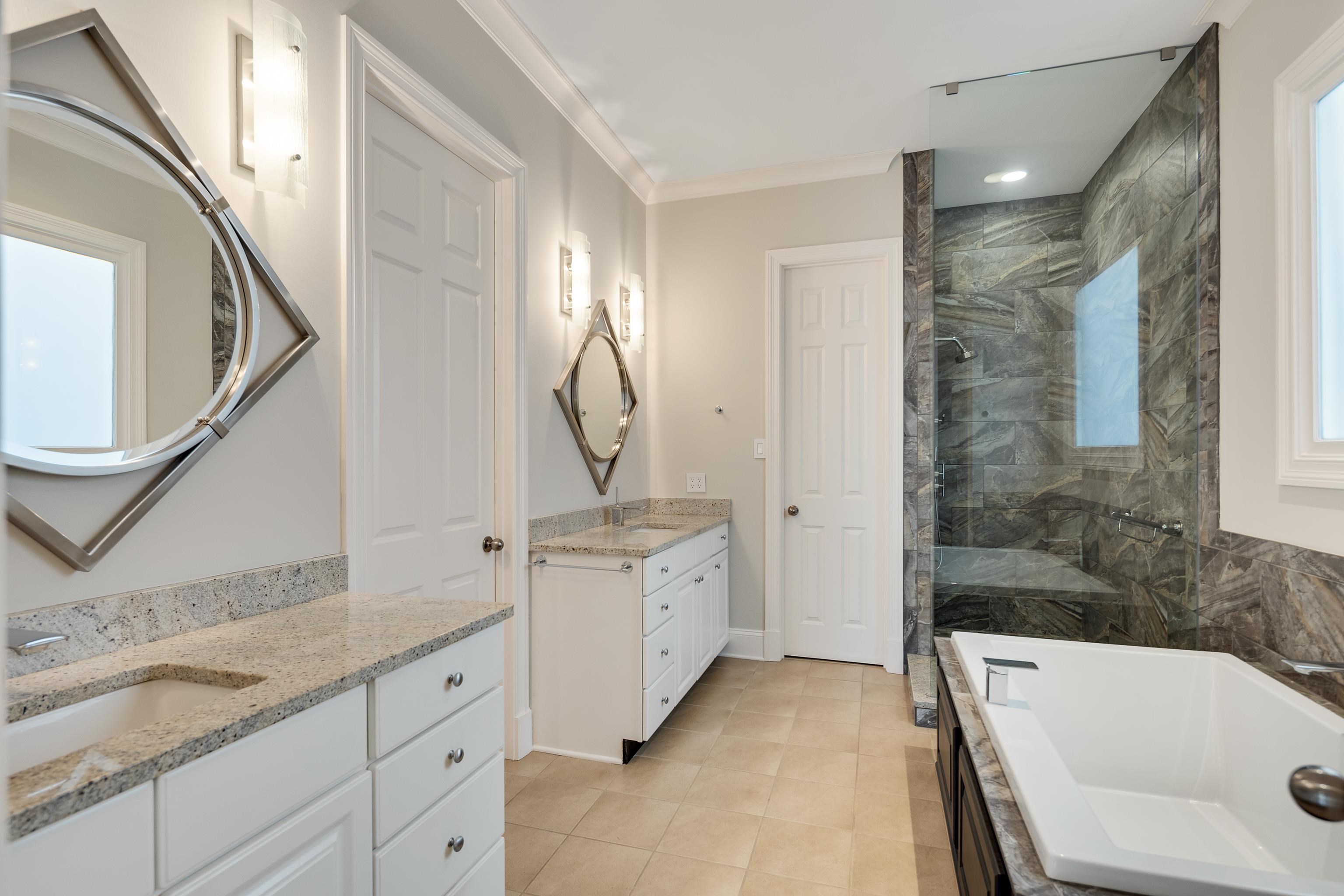 3123 OAKLEIGH MANOR CV