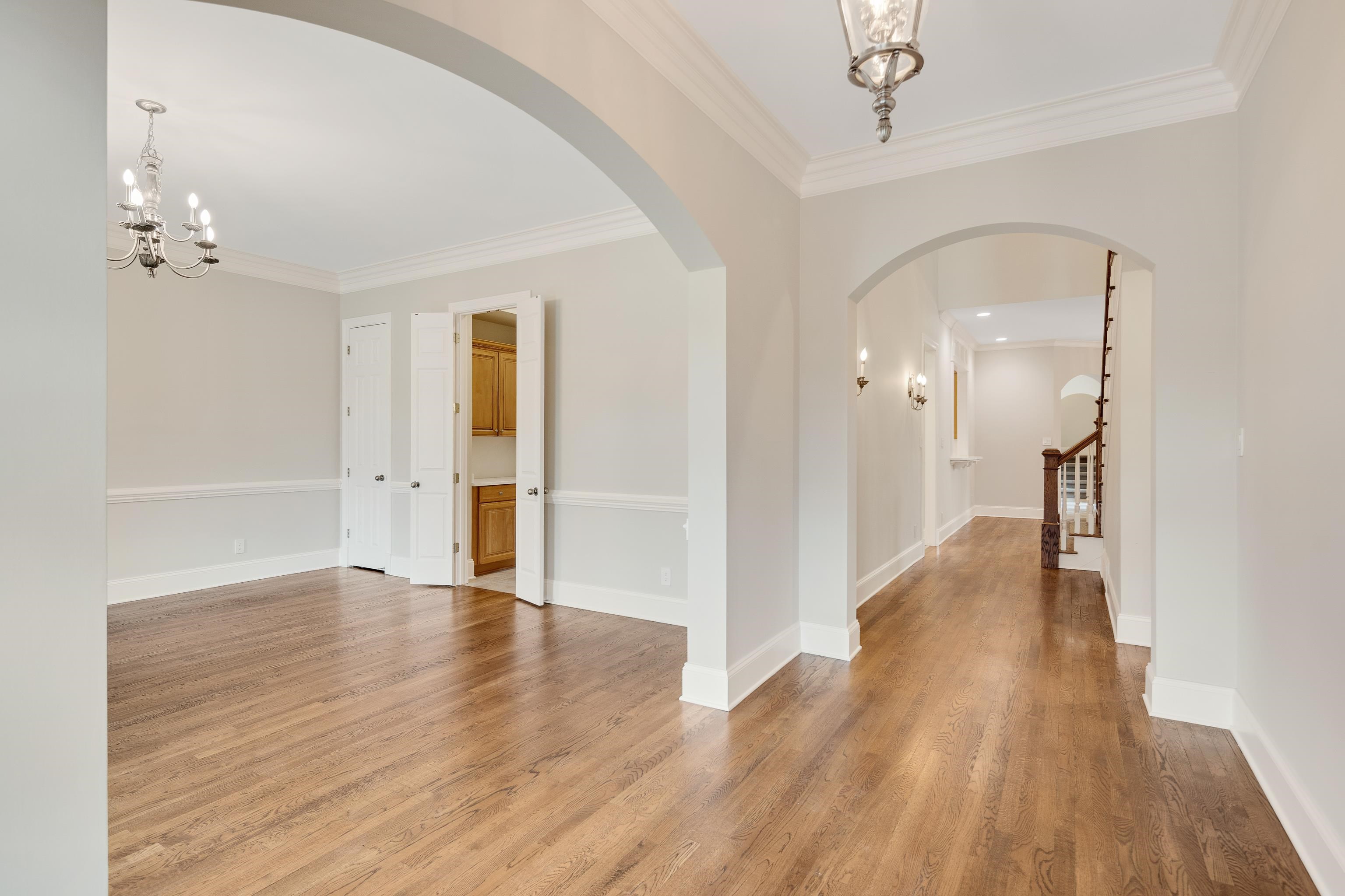 3123 OAKLEIGH MANOR CV