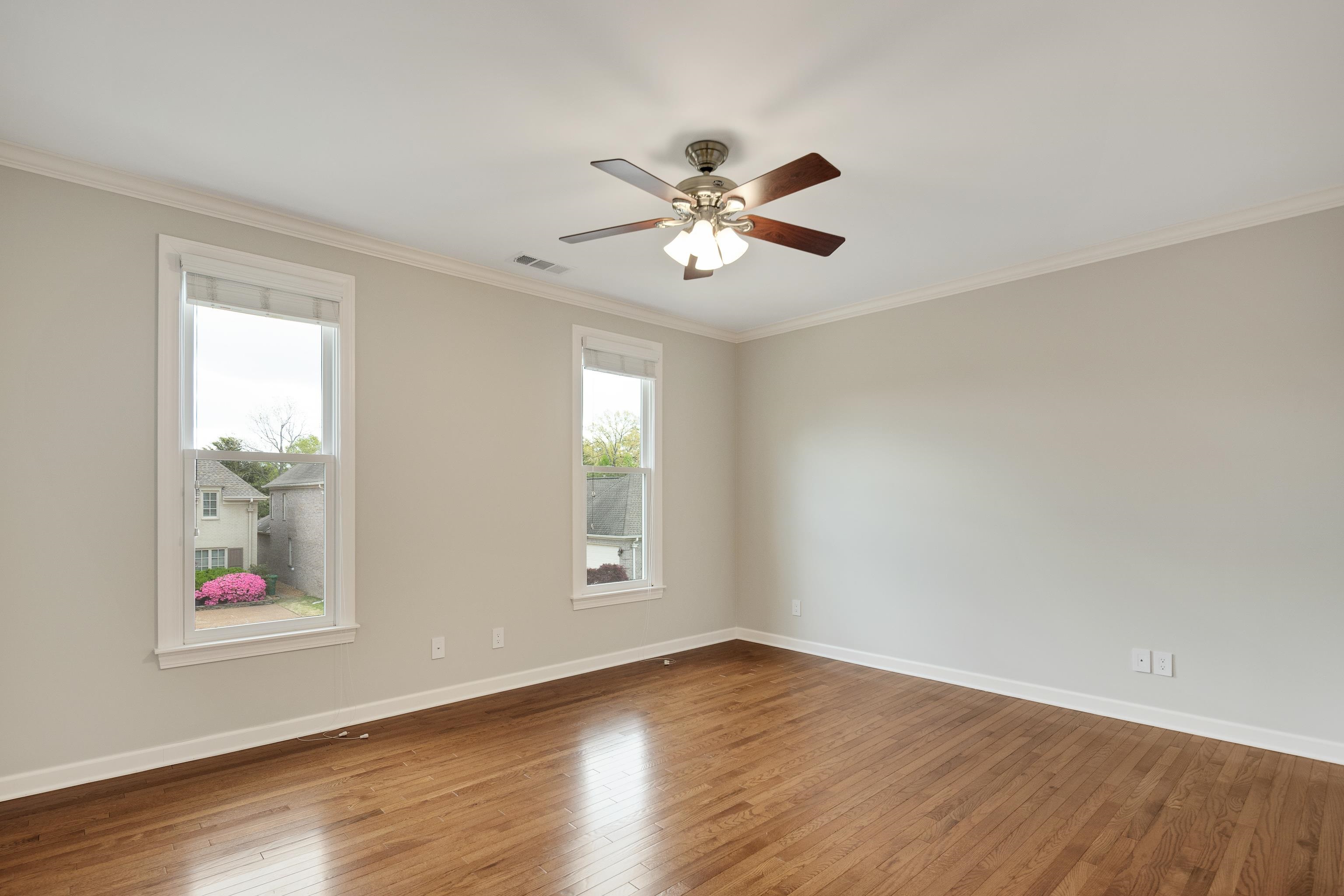 3123 OAKLEIGH MANOR CV