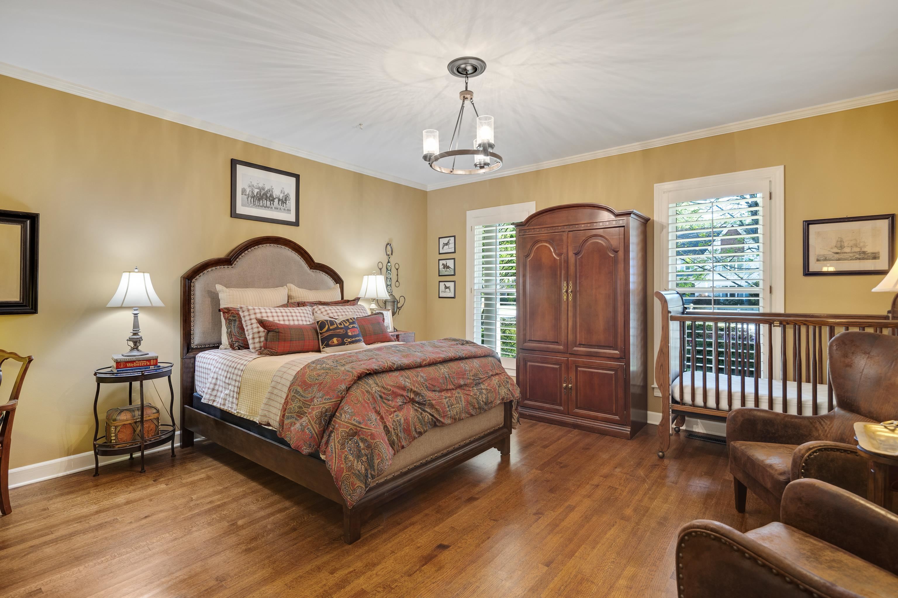 6326 E SHADY GROVE RD