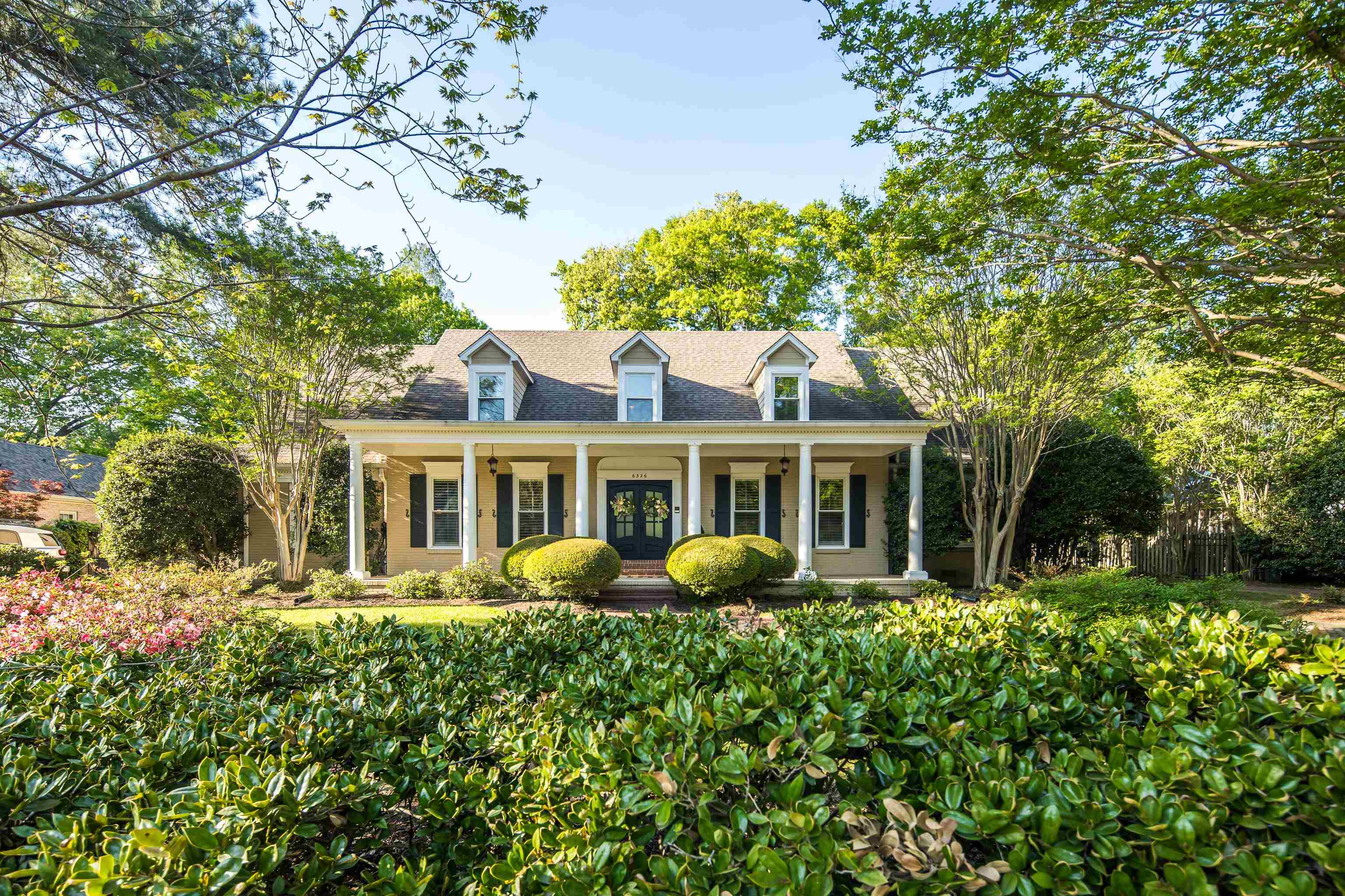 6326 E SHADY GROVE RD