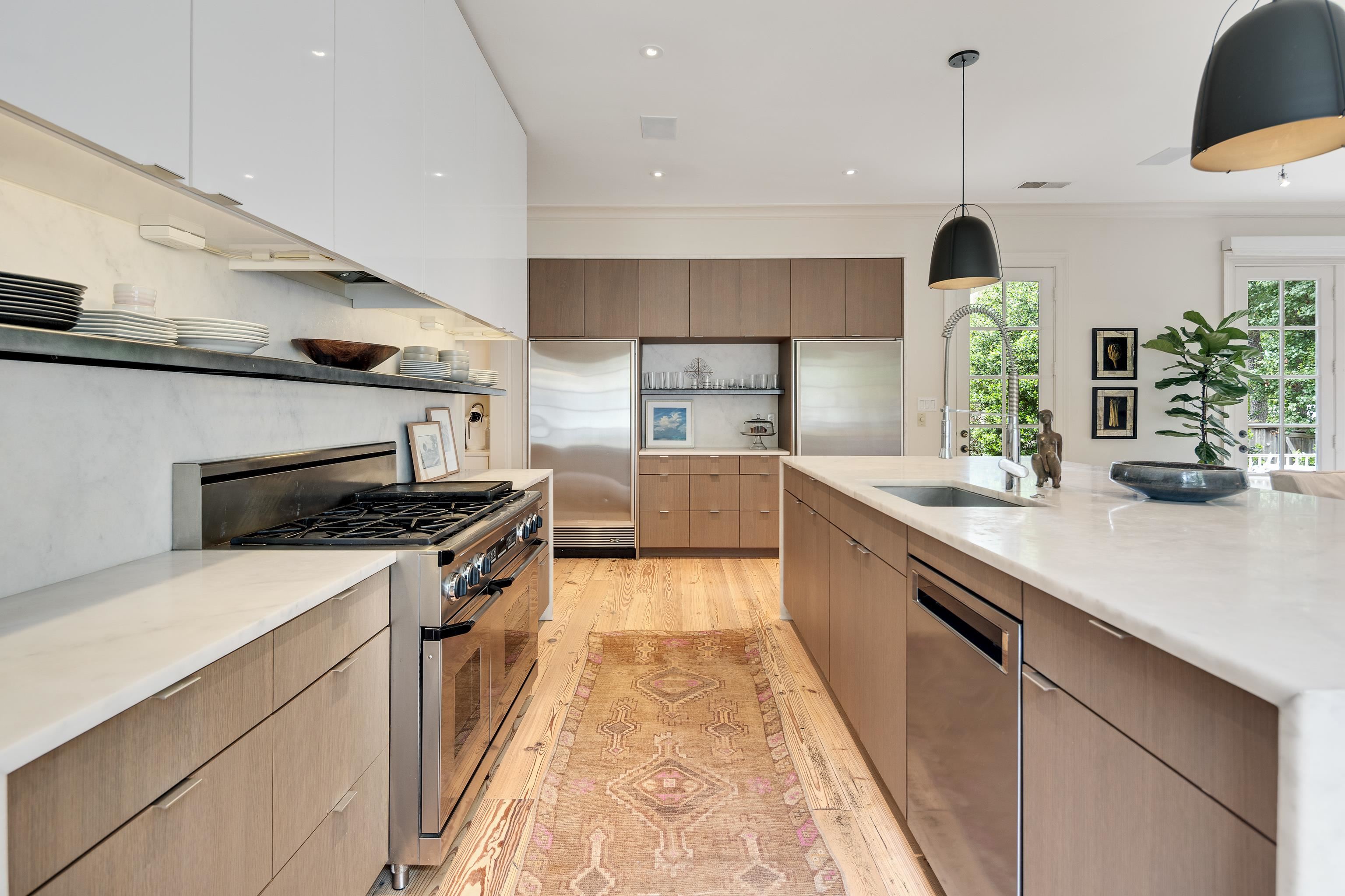 4068 ROBINWOOD CV