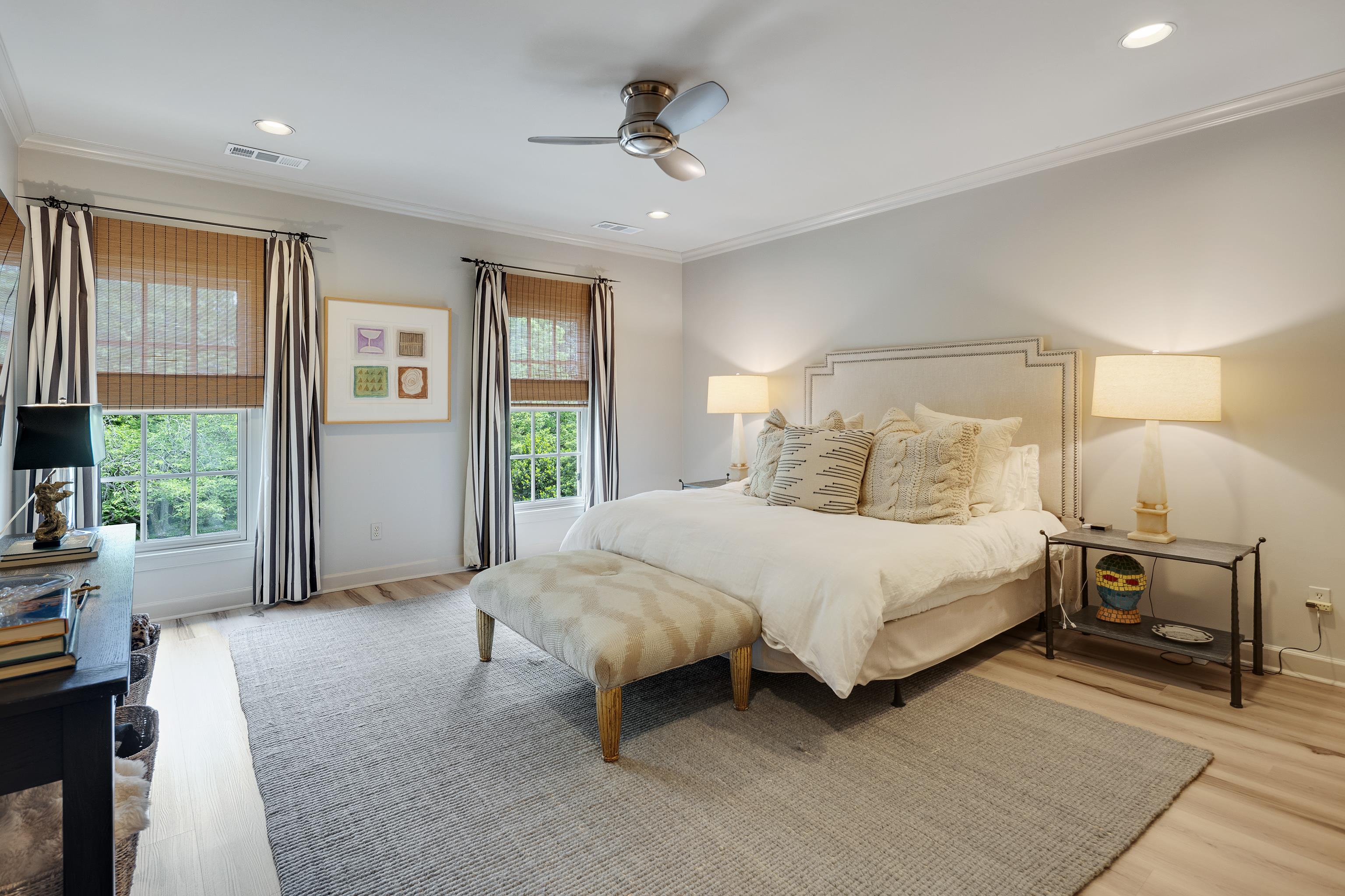 4068 ROBINWOOD CV