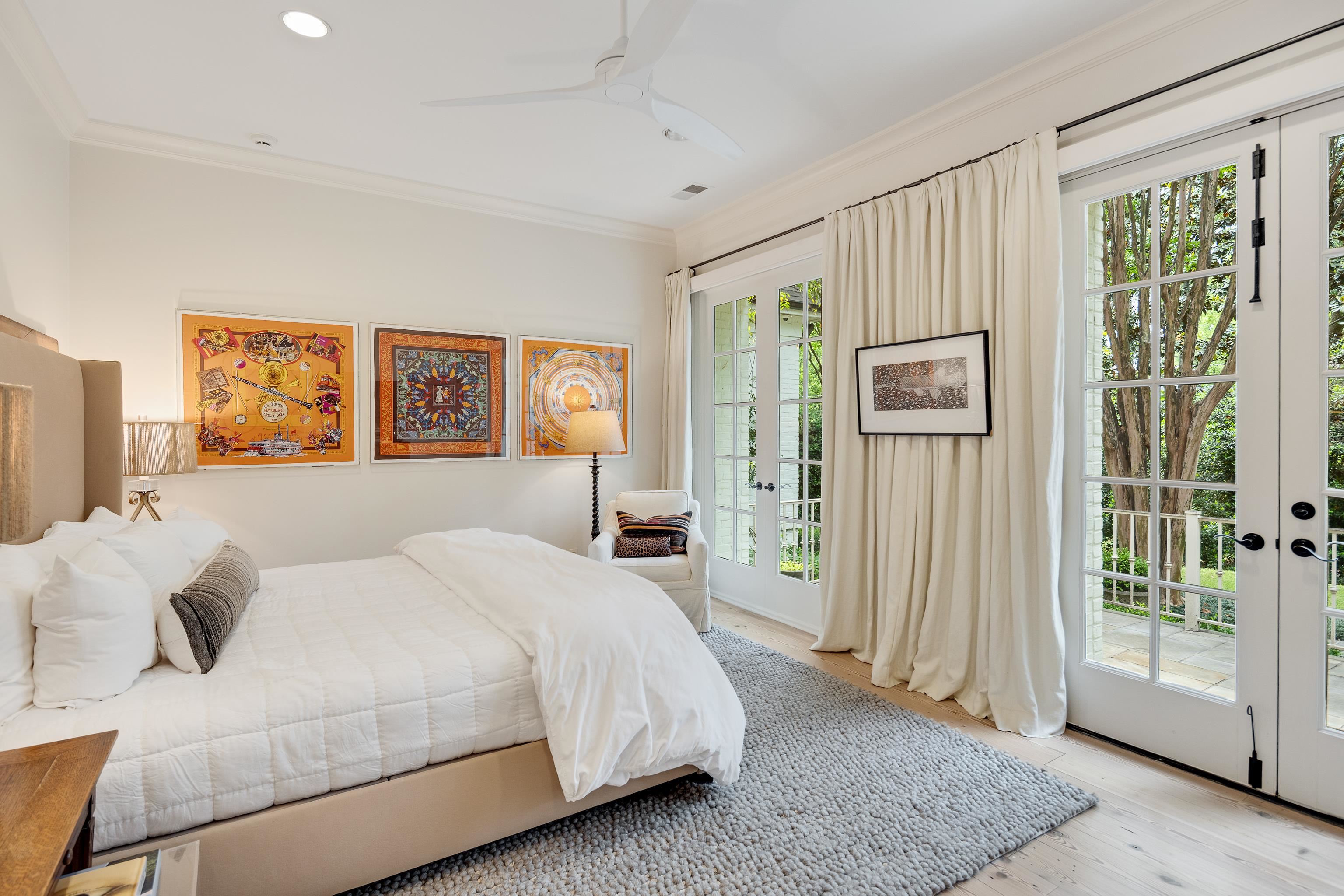 4068 ROBINWOOD CV