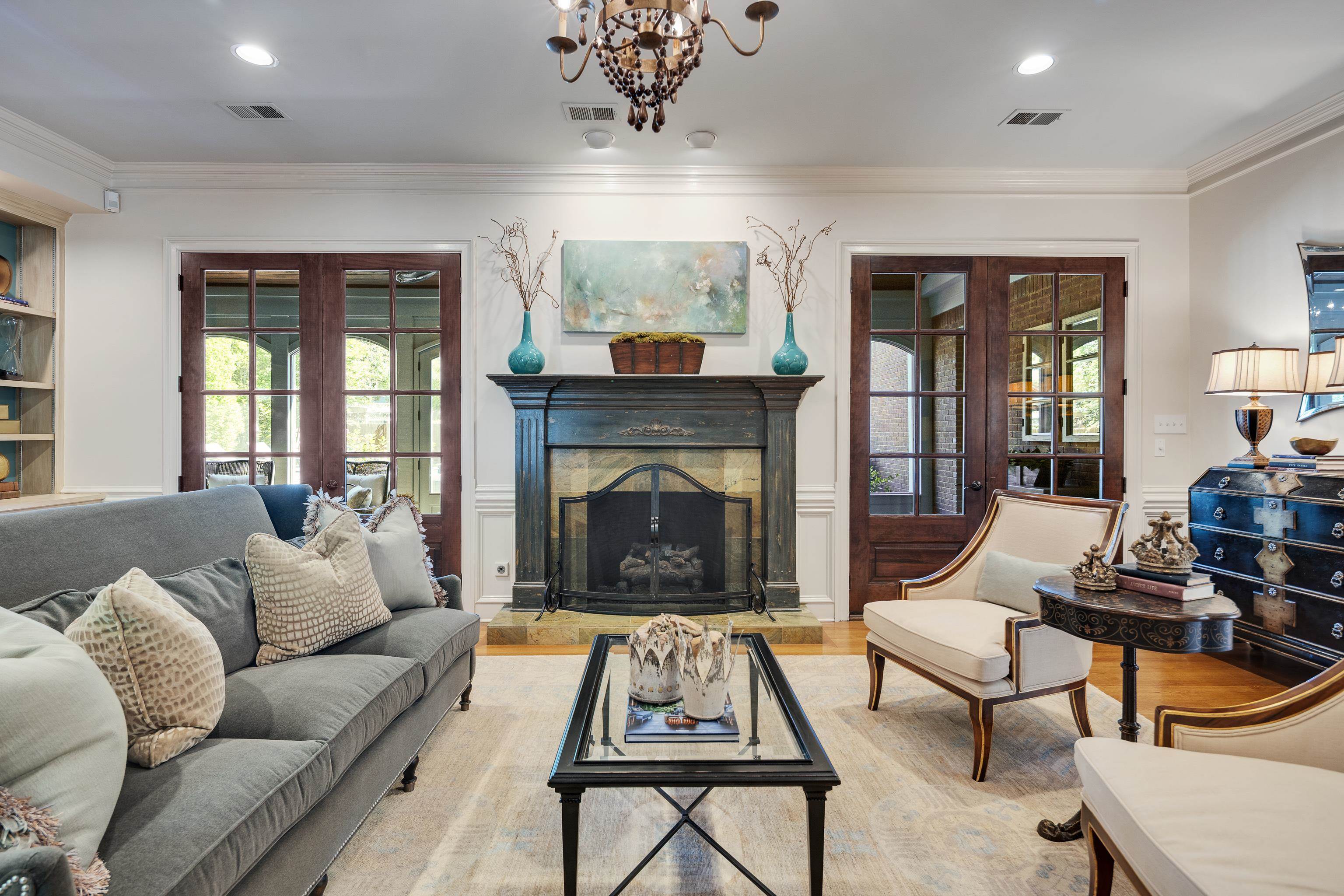 9231 FOREST ESTATES CV
