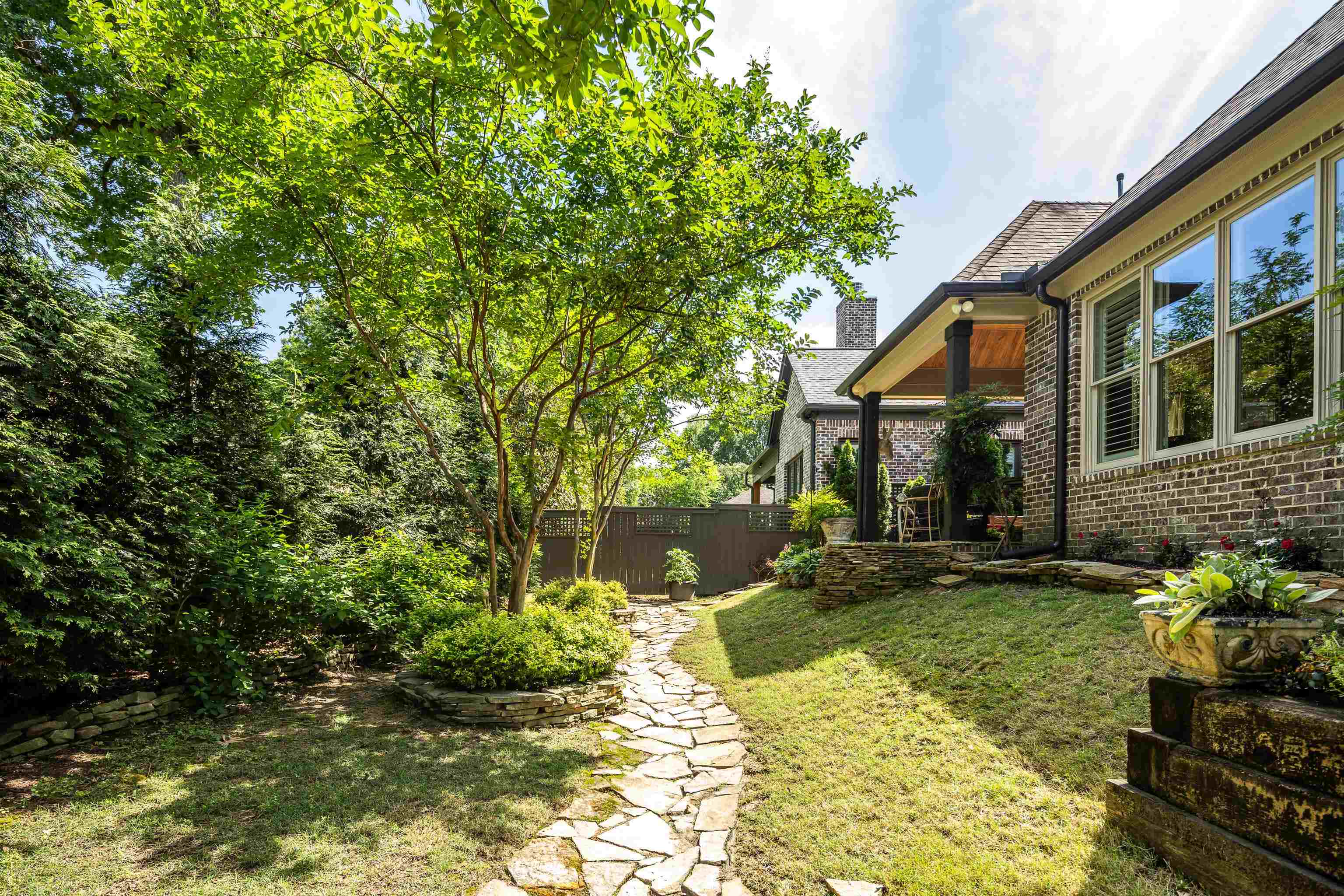 1702 PADINGTON PARK LN
