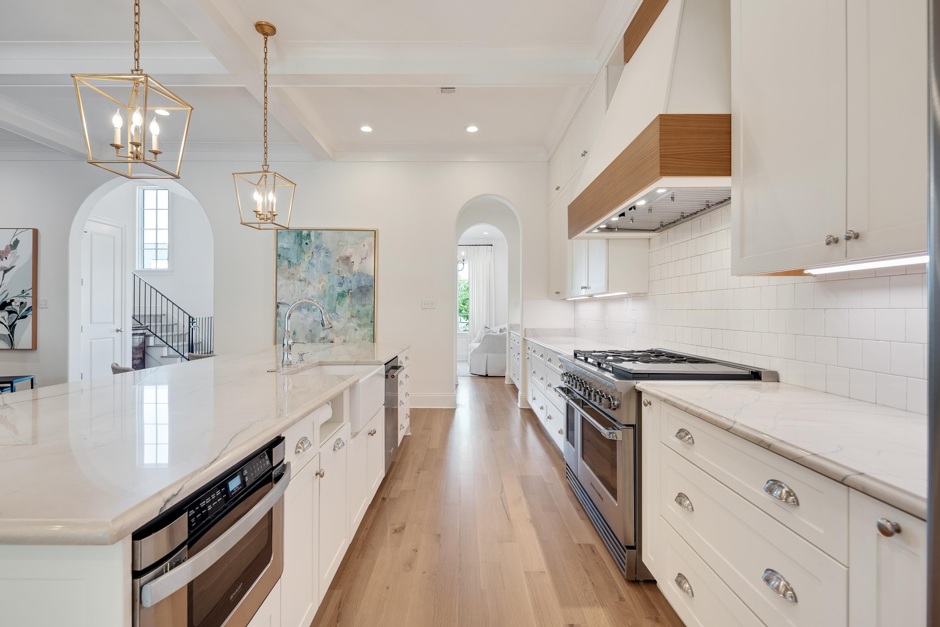 1759 BAYNARD LOOP W