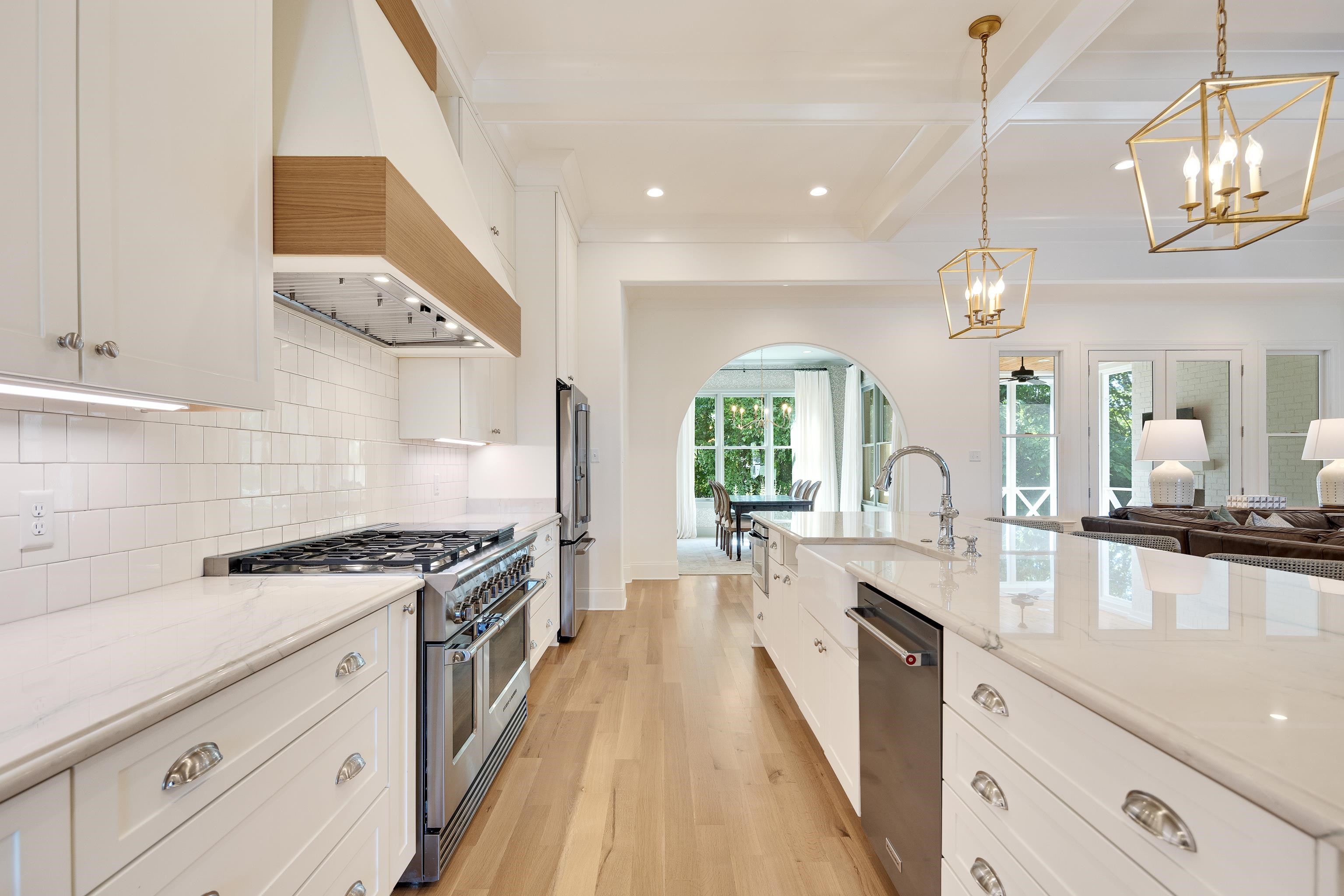 1759 BAYNARD LOOP W