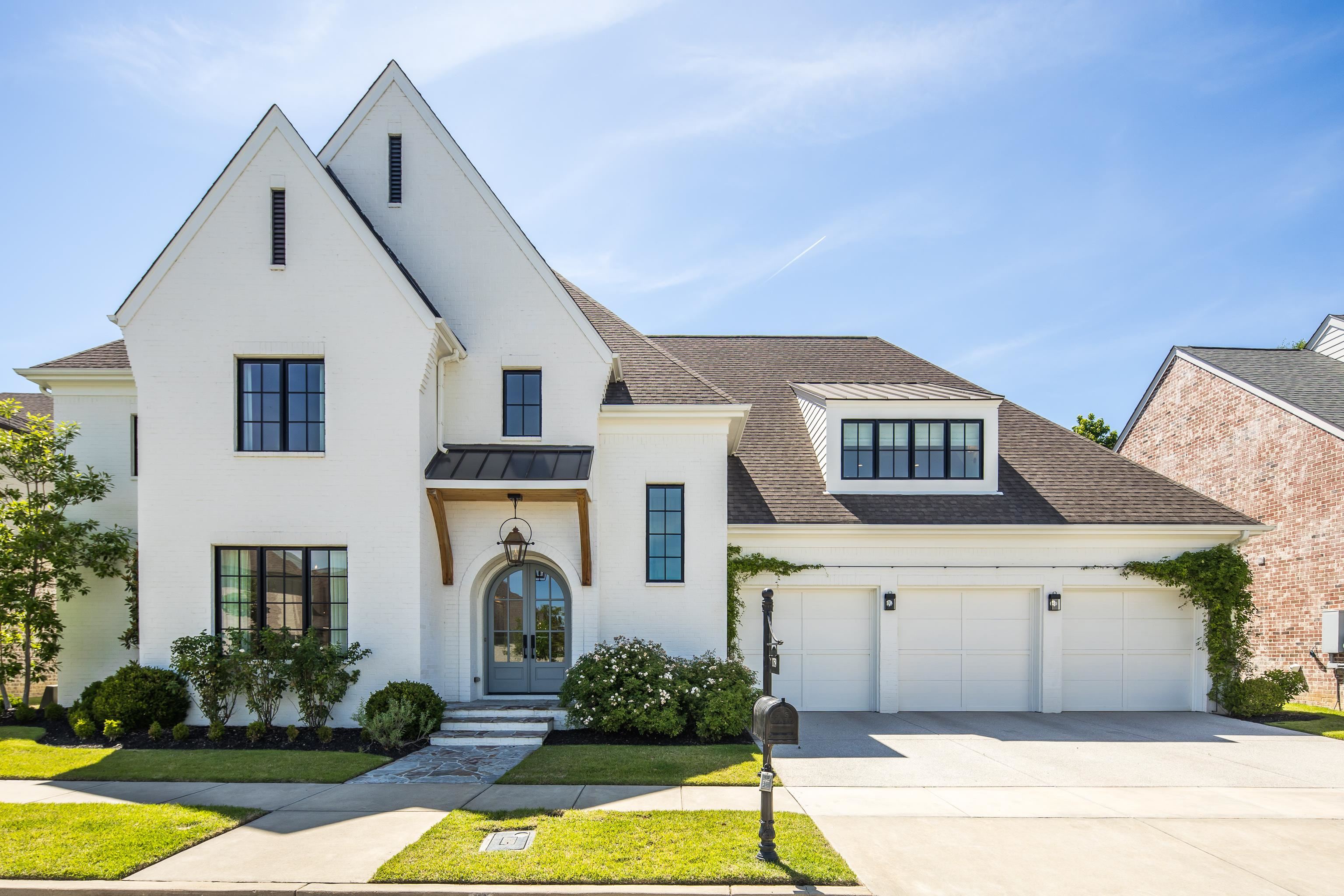 1759 BAYNARD LOOP W