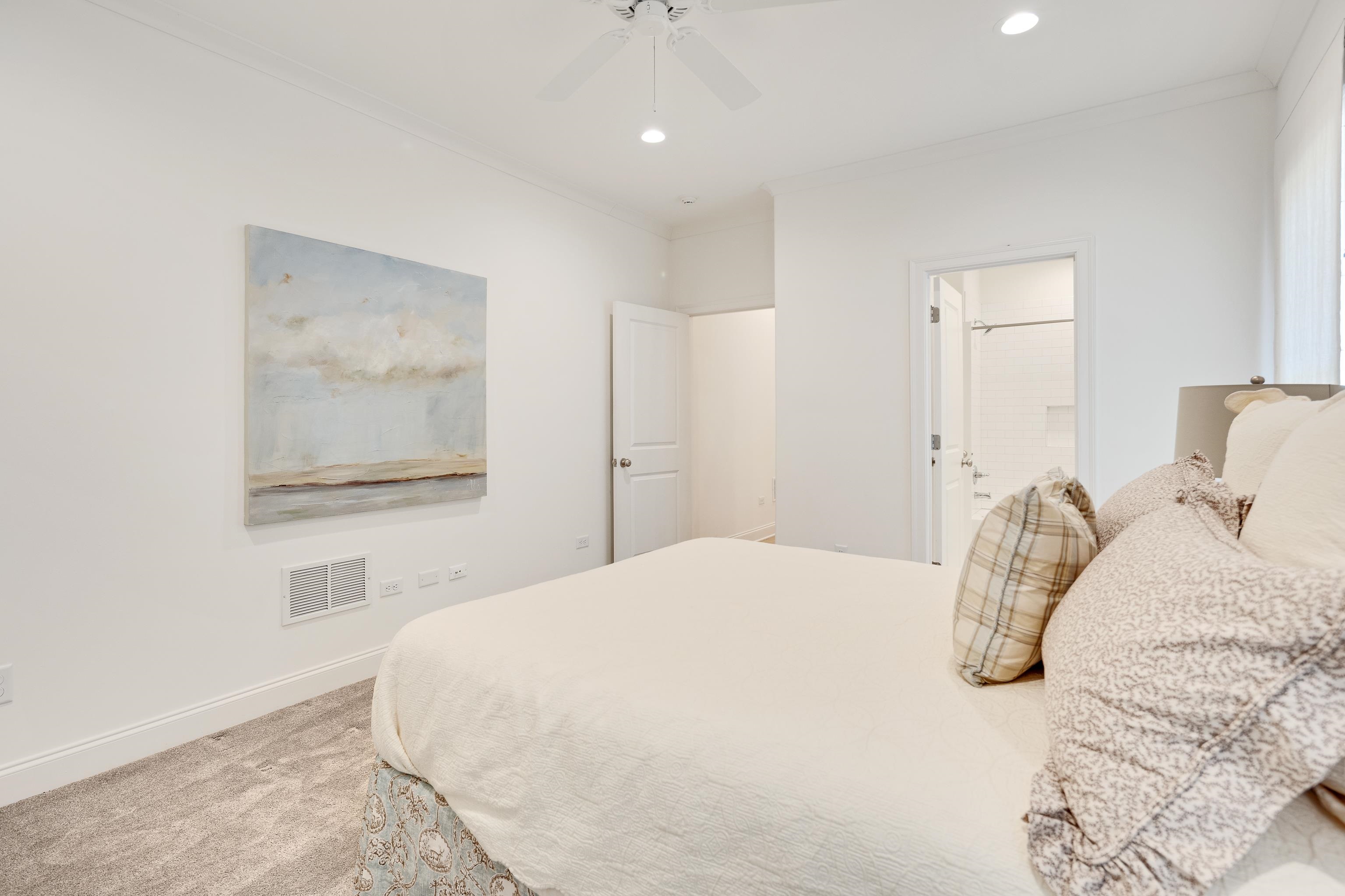 1759 BAYNARD LOOP W
