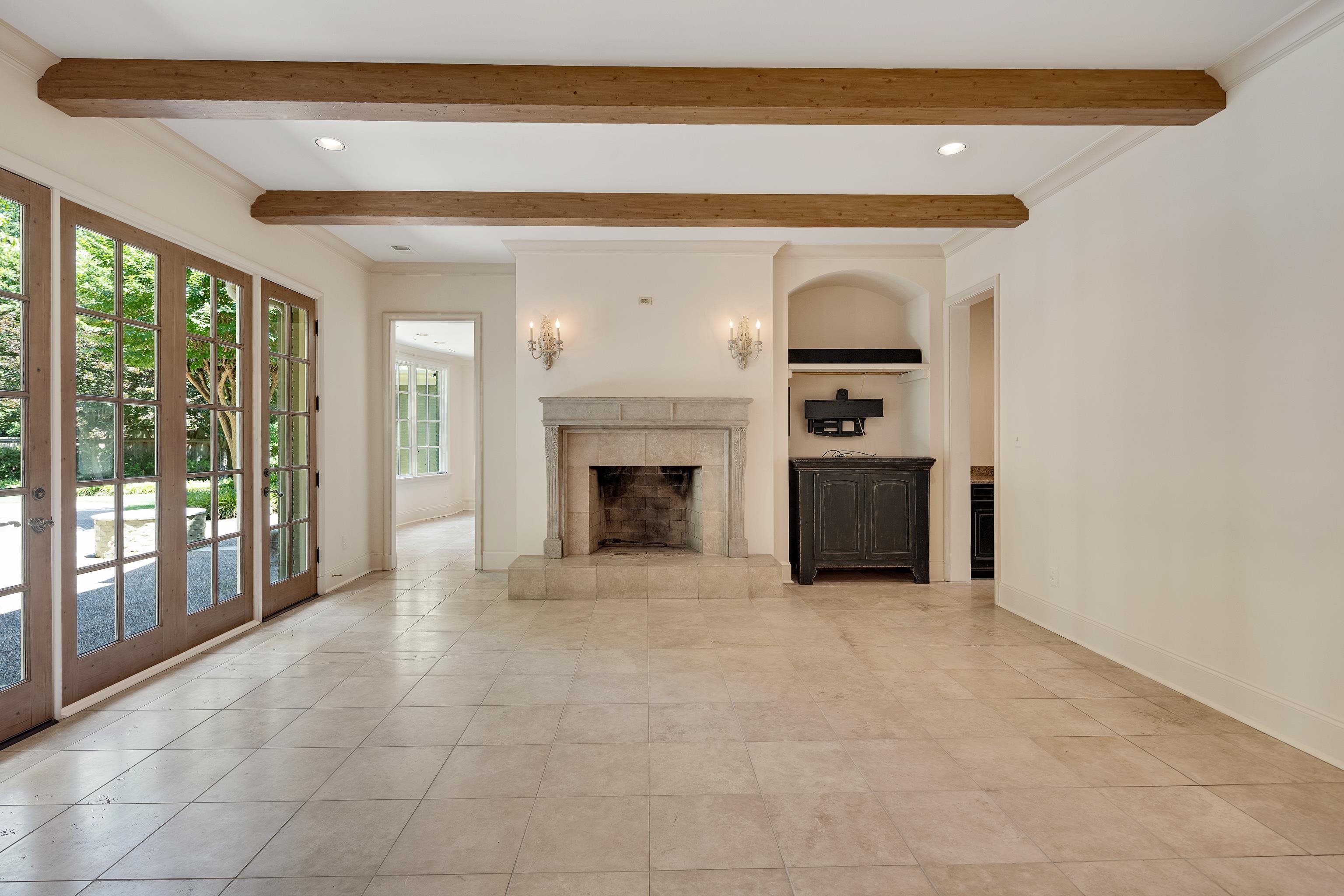 9320 GWYNN HOLLOW CV