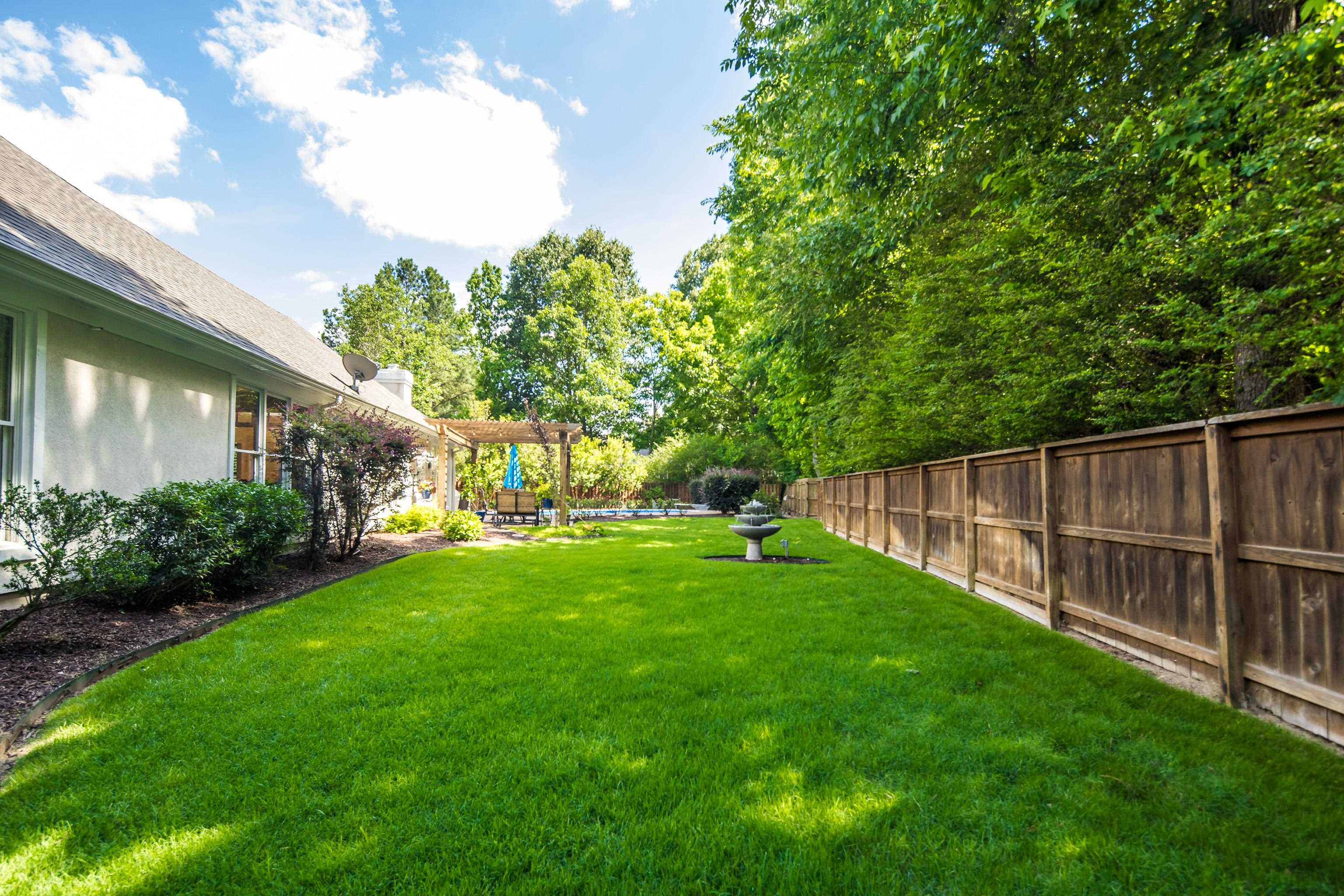1763 PERCY PL