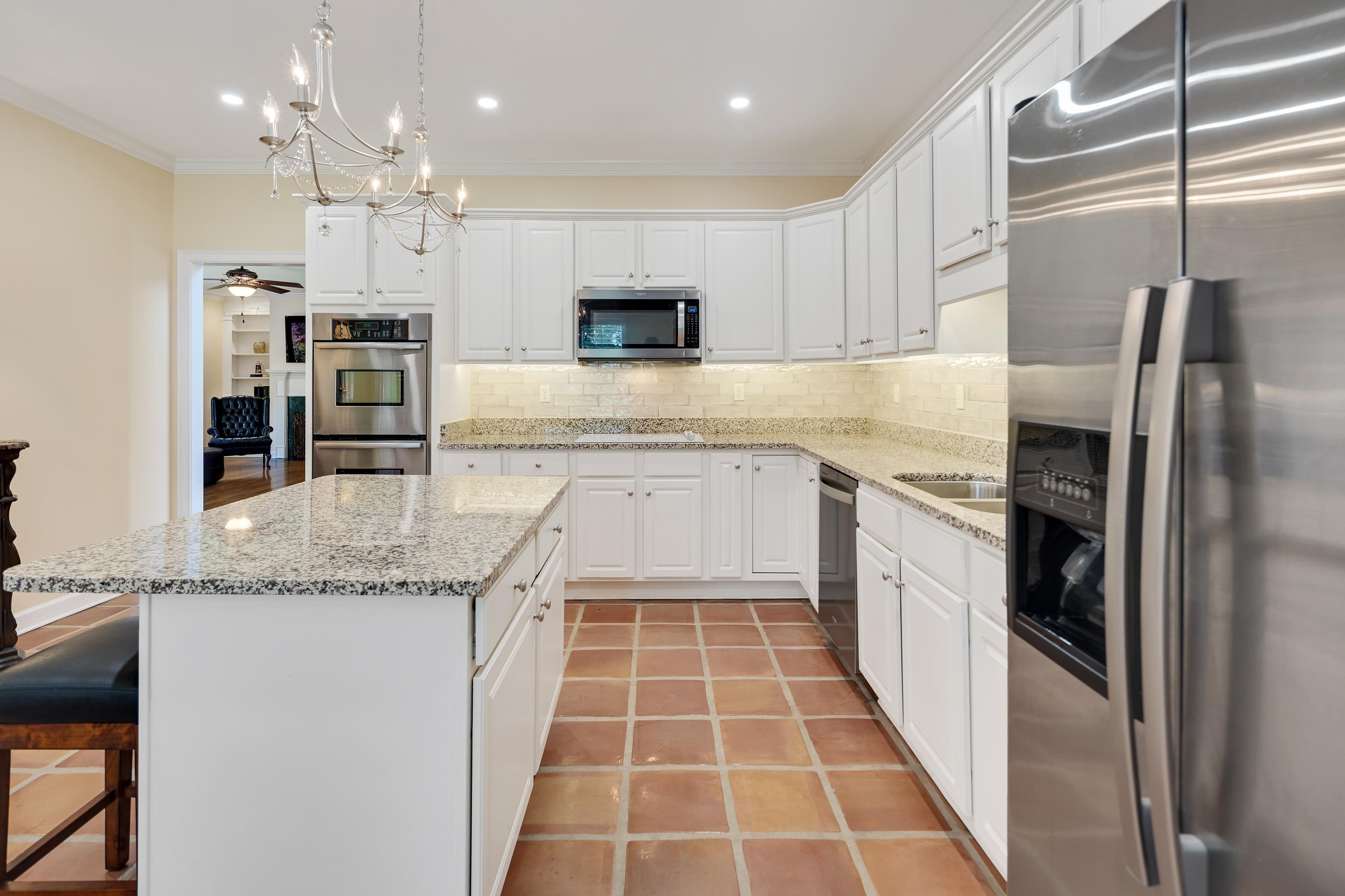 1763 PERCY PL