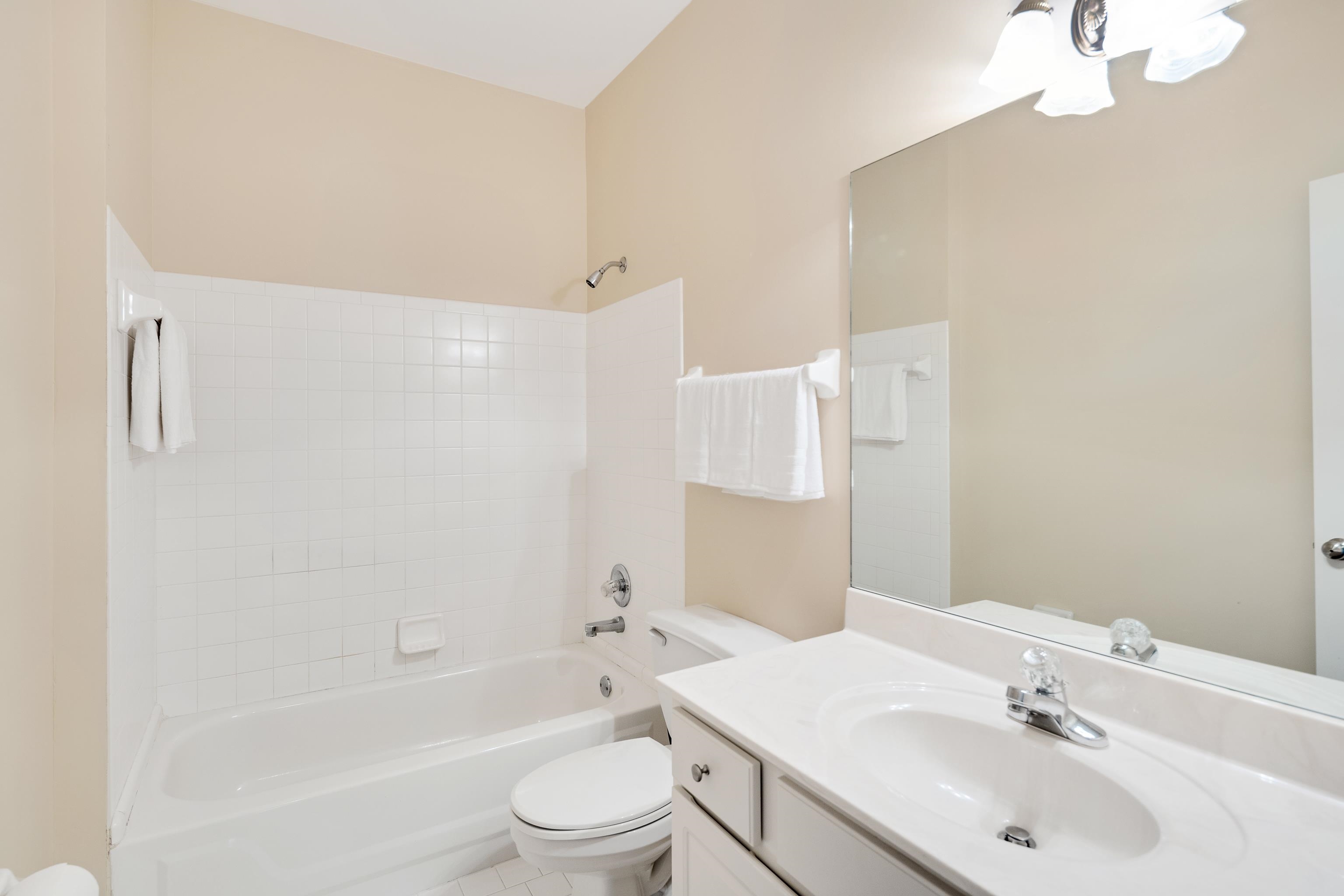 1763 PERCY PL
