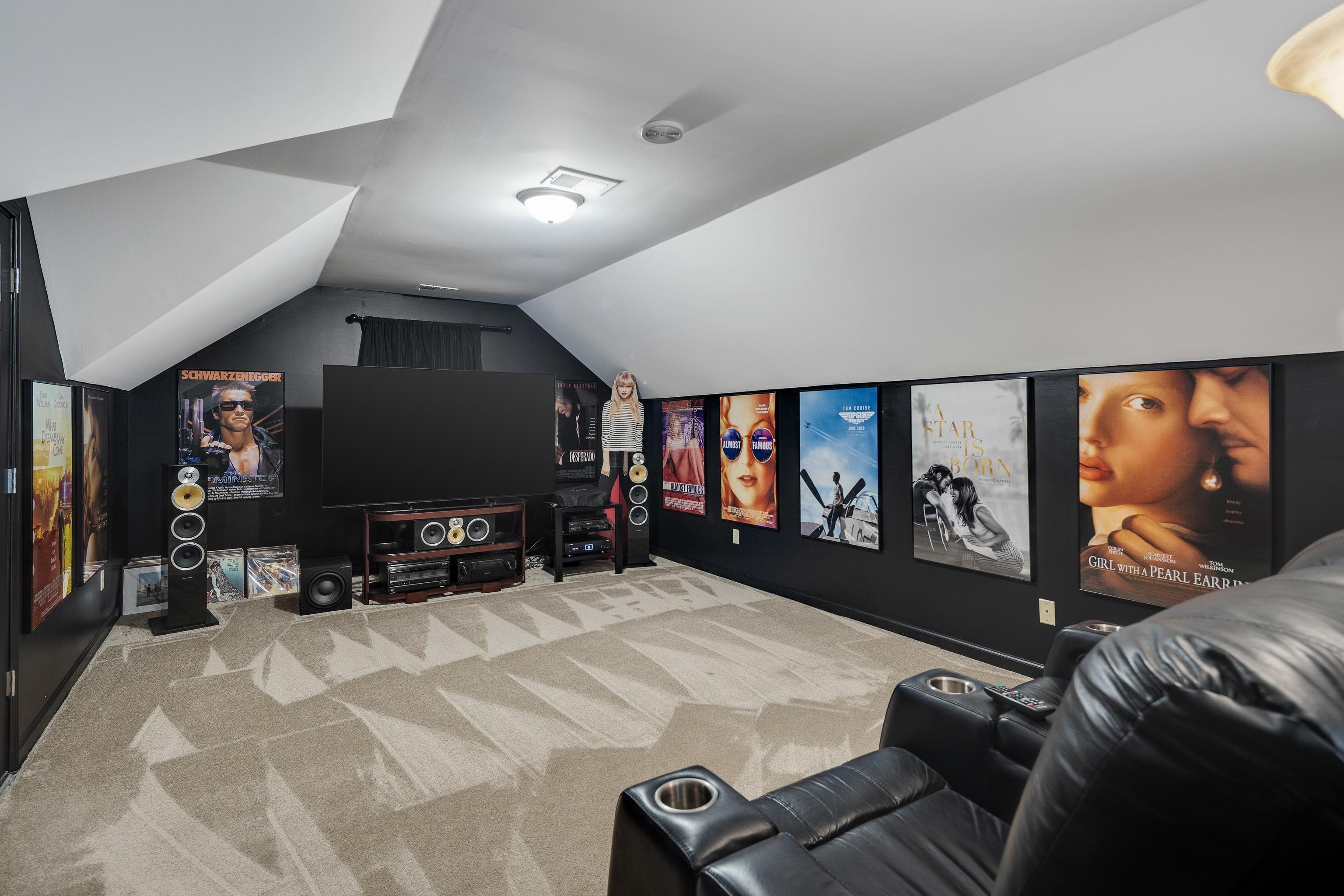 1763 PERCY PL