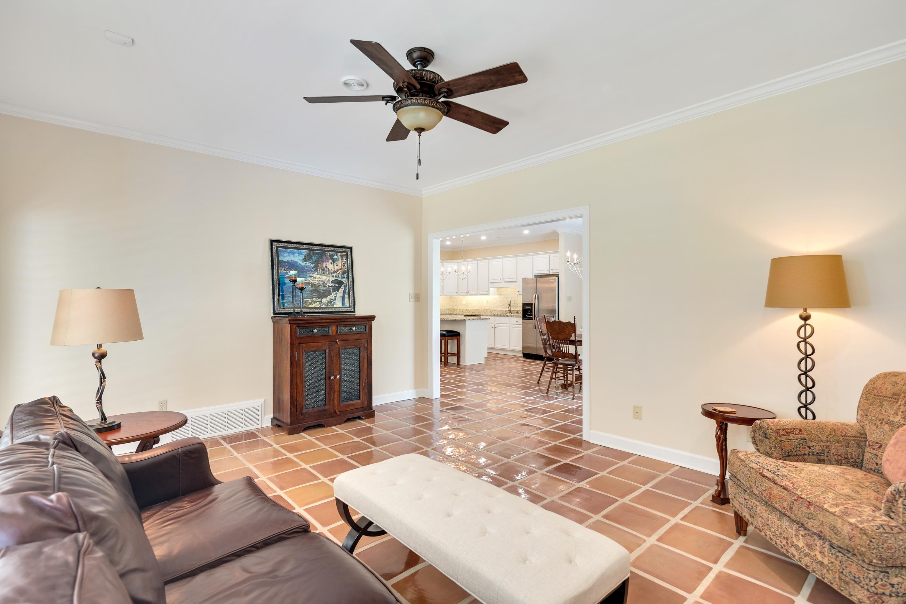 1763 PERCY PL