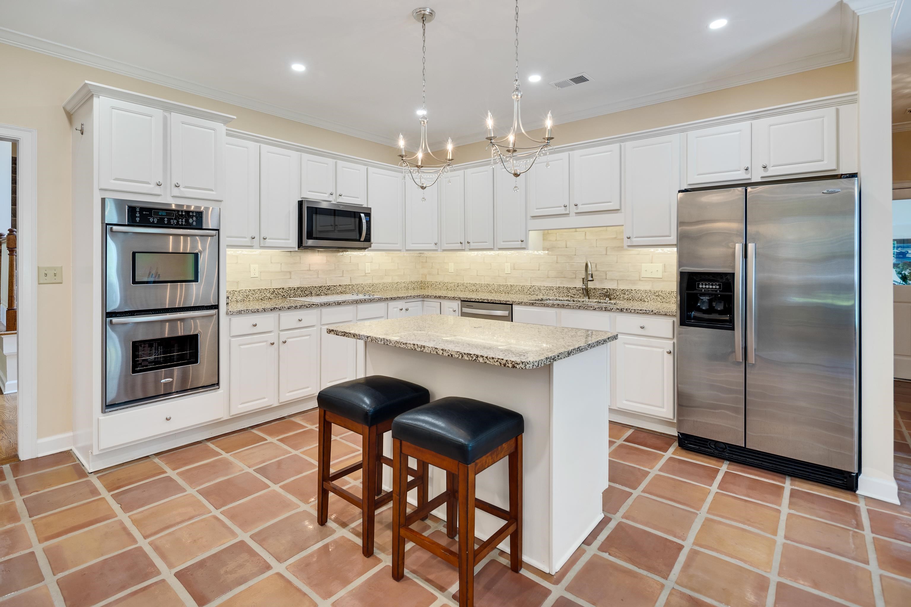1763 PERCY PL