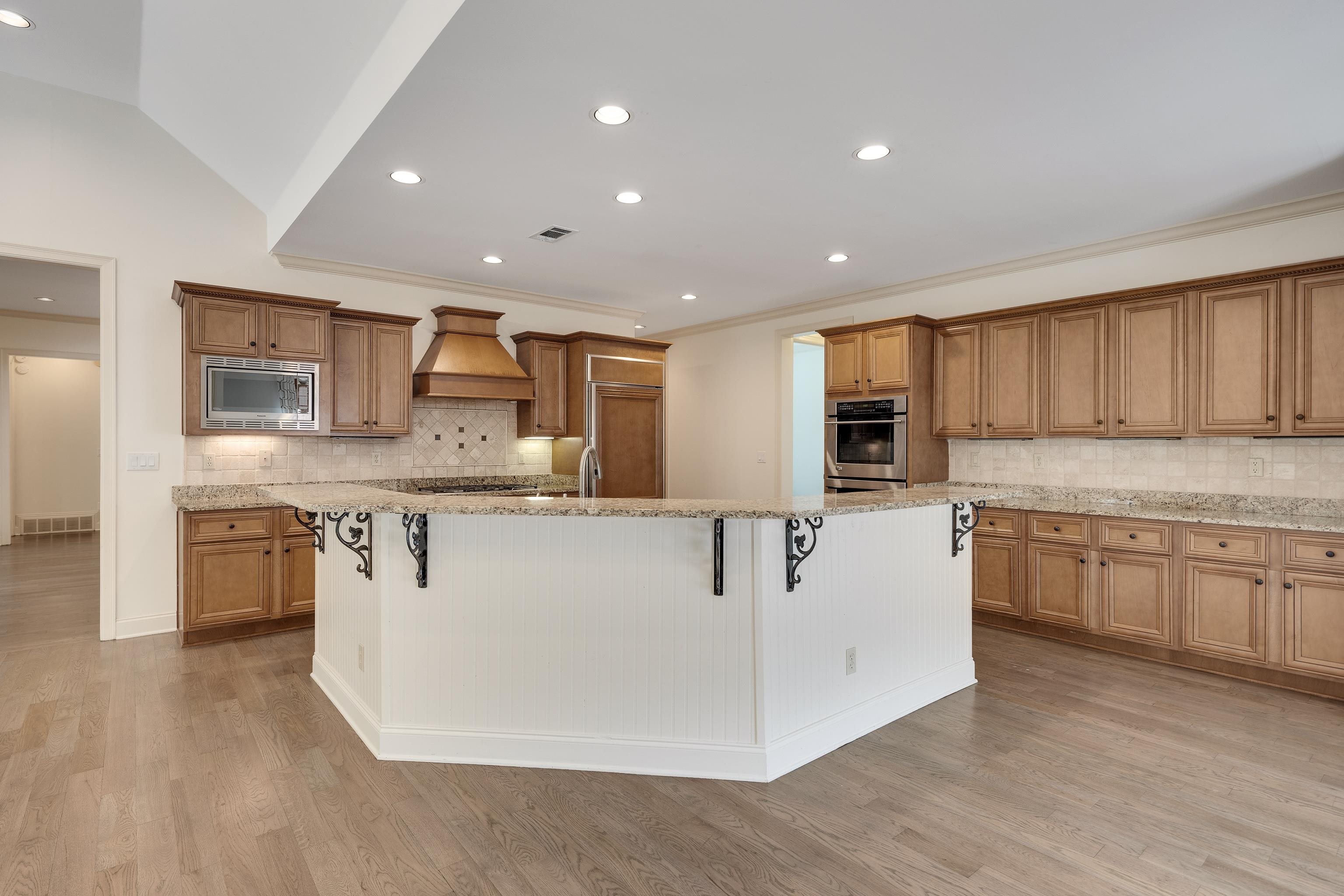 1633 DOGWOOD CREEK DR