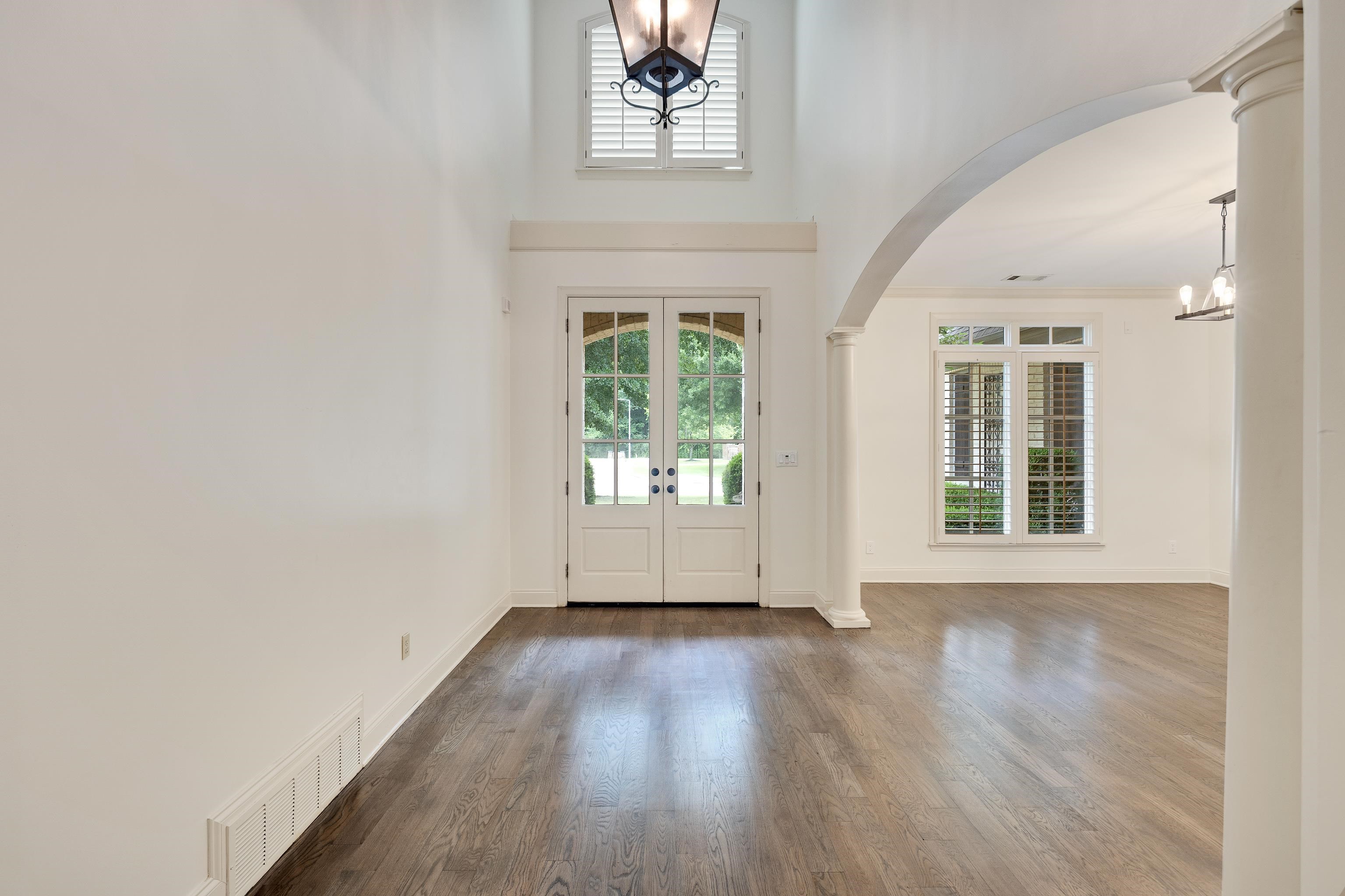 1633 DOGWOOD CREEK DR