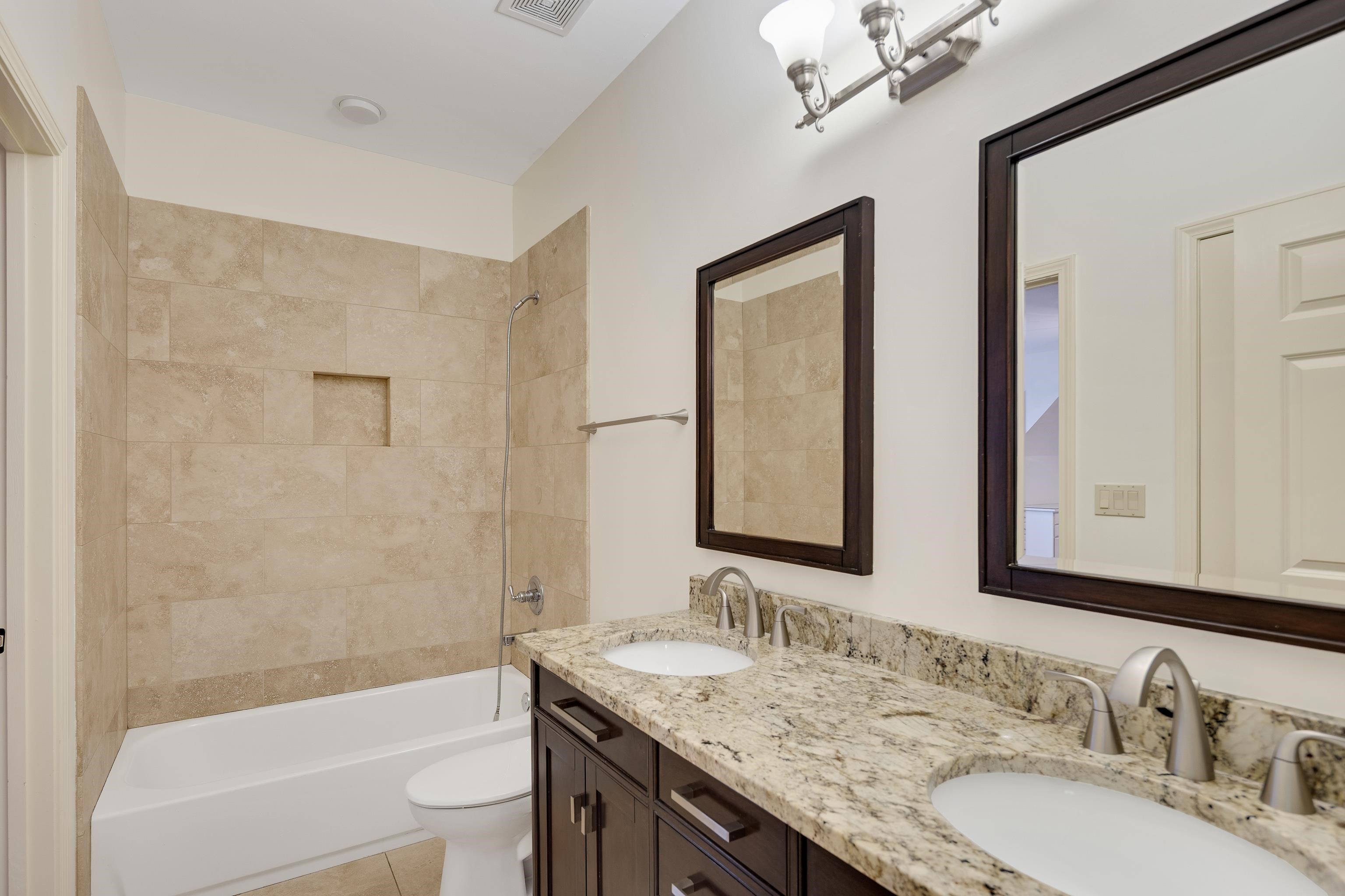 1633 DOGWOOD CREEK DR