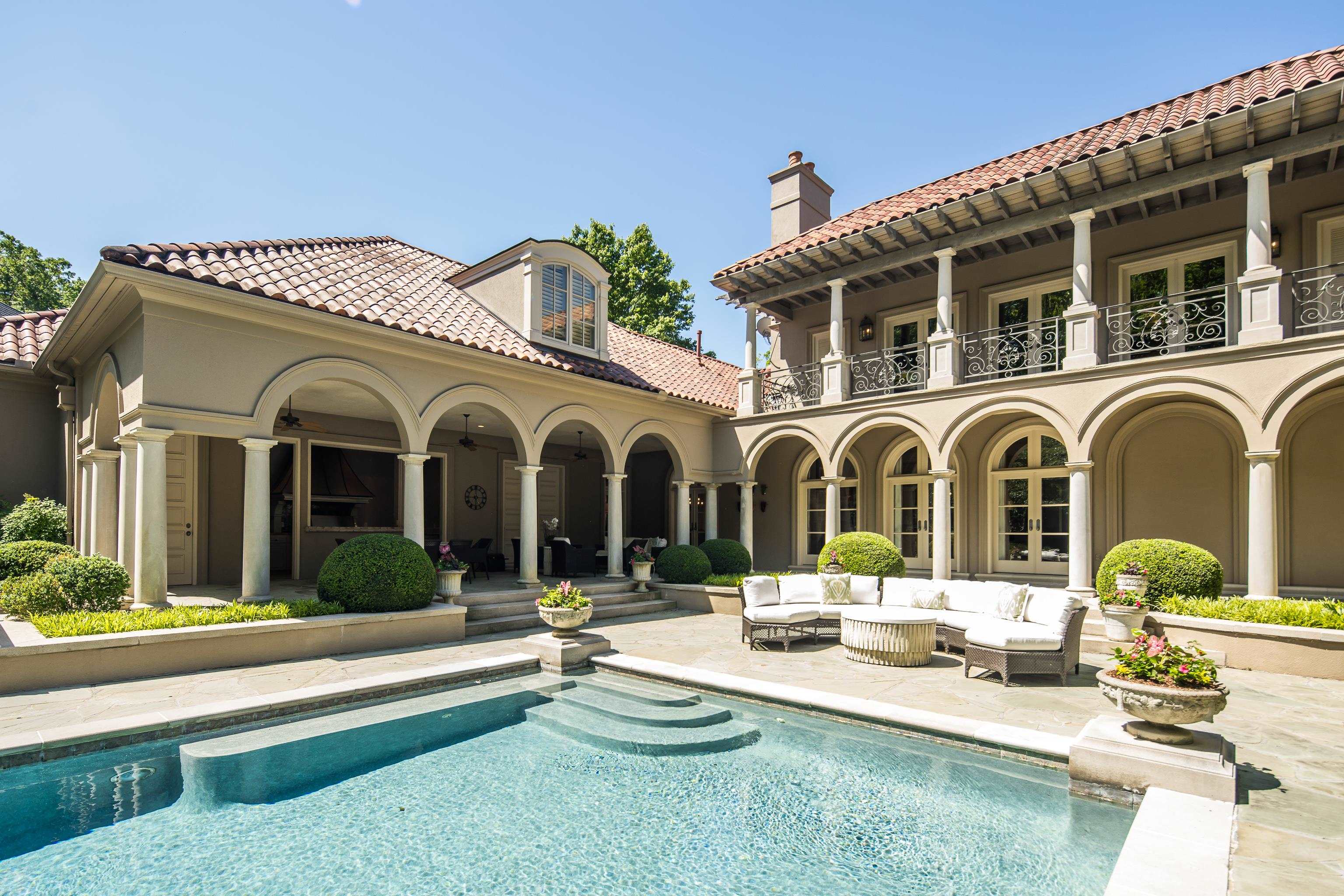 198 CLOISTER GREEN CV