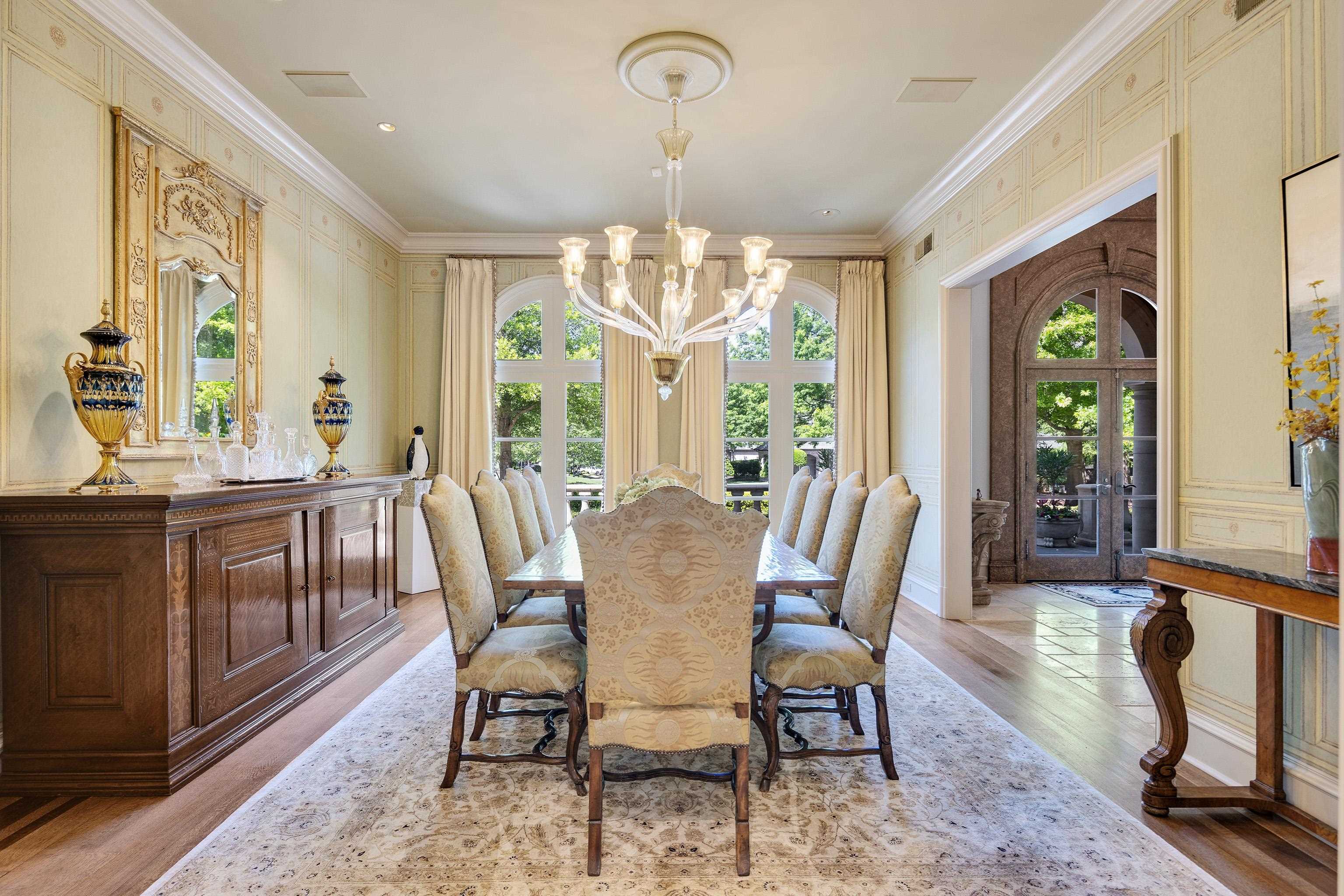198 CLOISTER GREEN CV