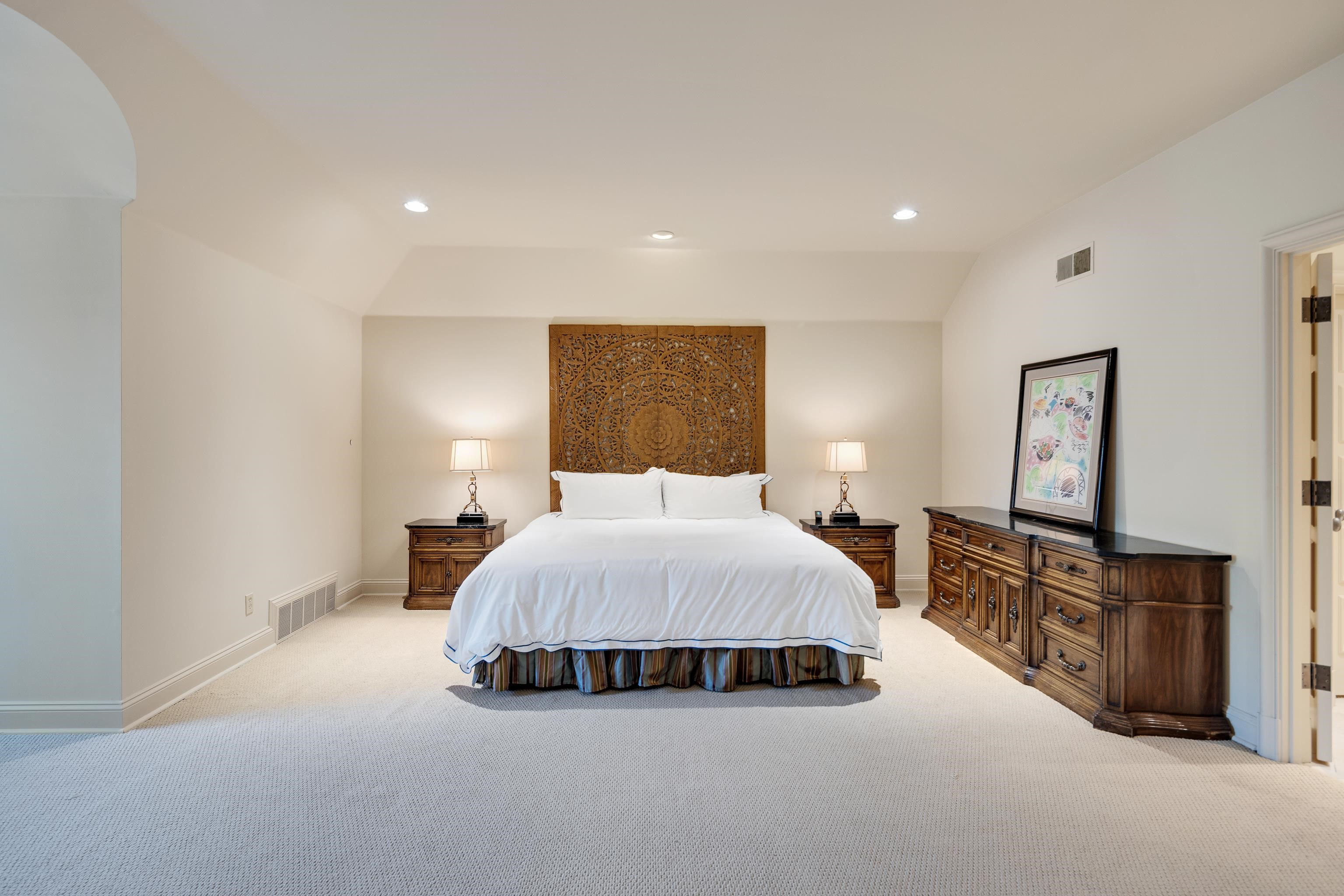 198 CLOISTER GREEN CV