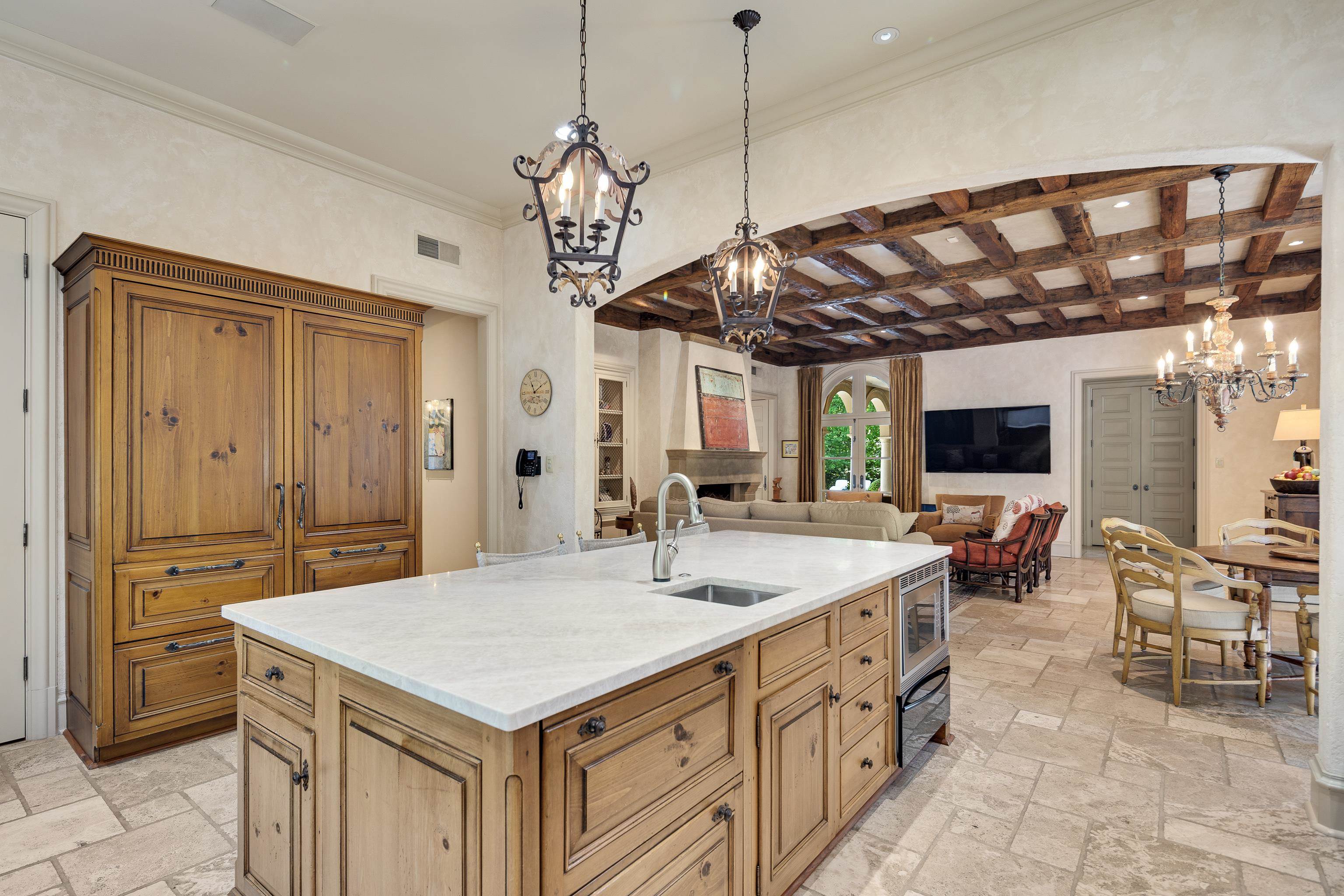 198 CLOISTER GREEN CV