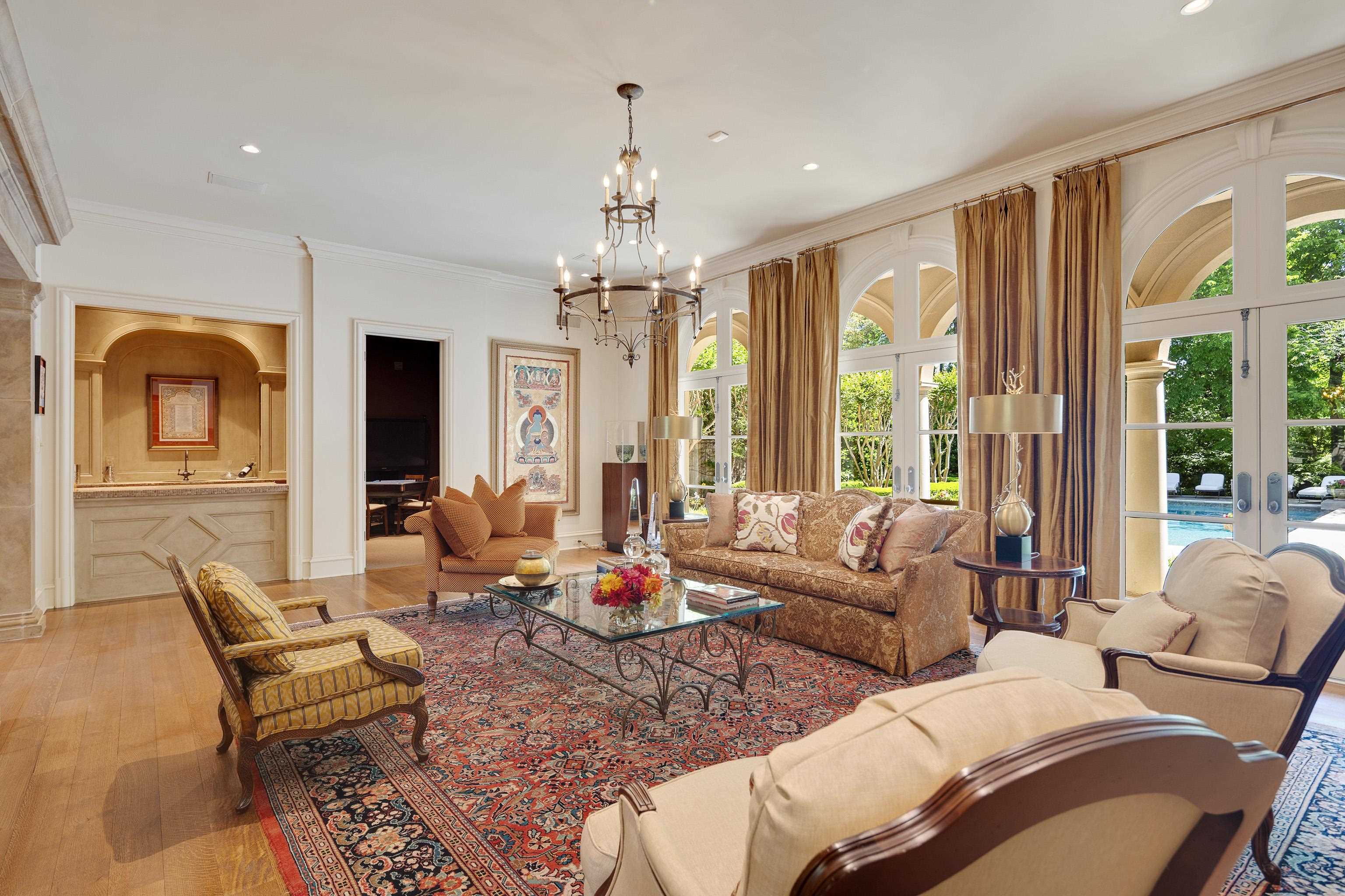198 CLOISTER GREEN CV