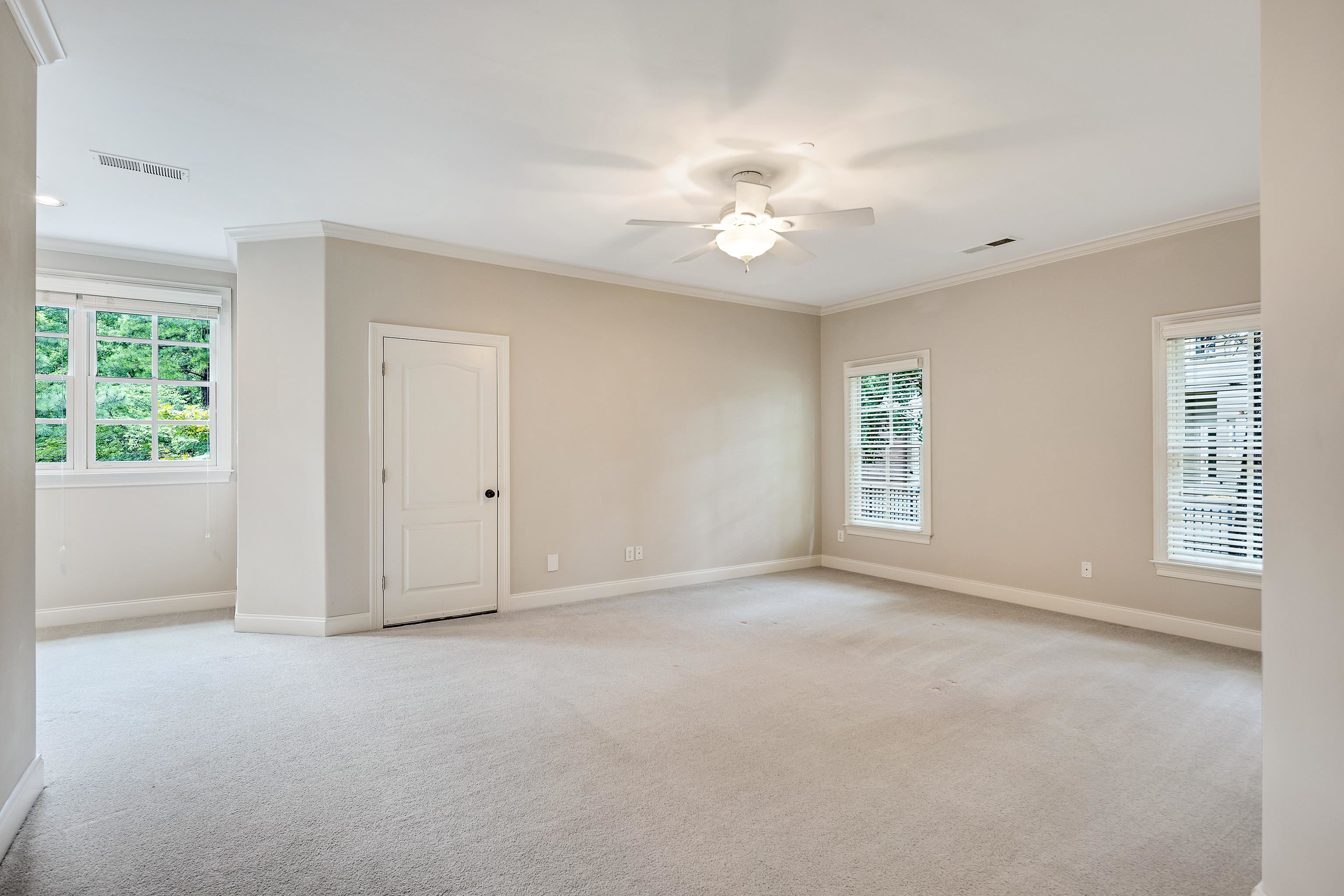 2720 CALKINS RD
