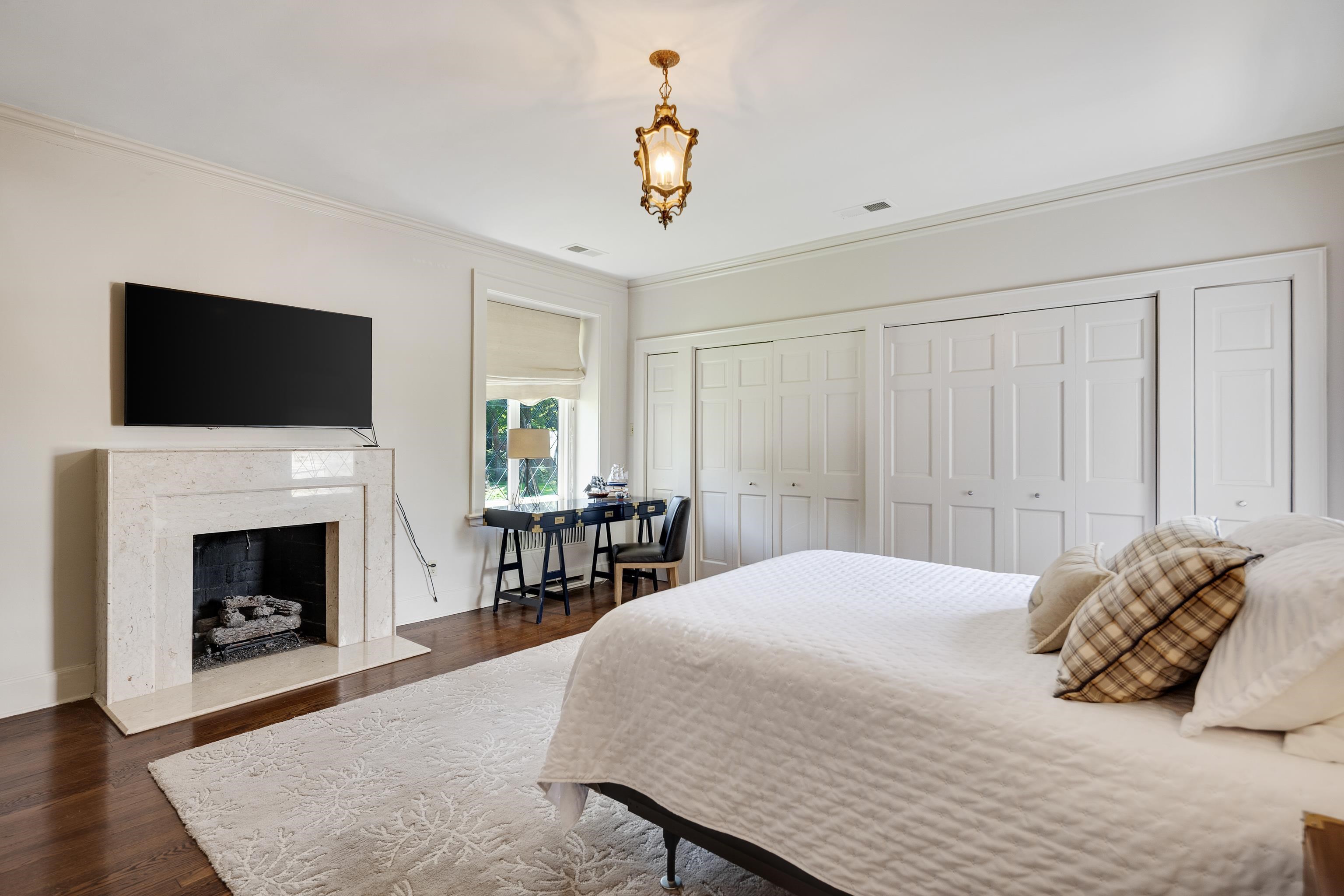 226 W GOODWYN ST