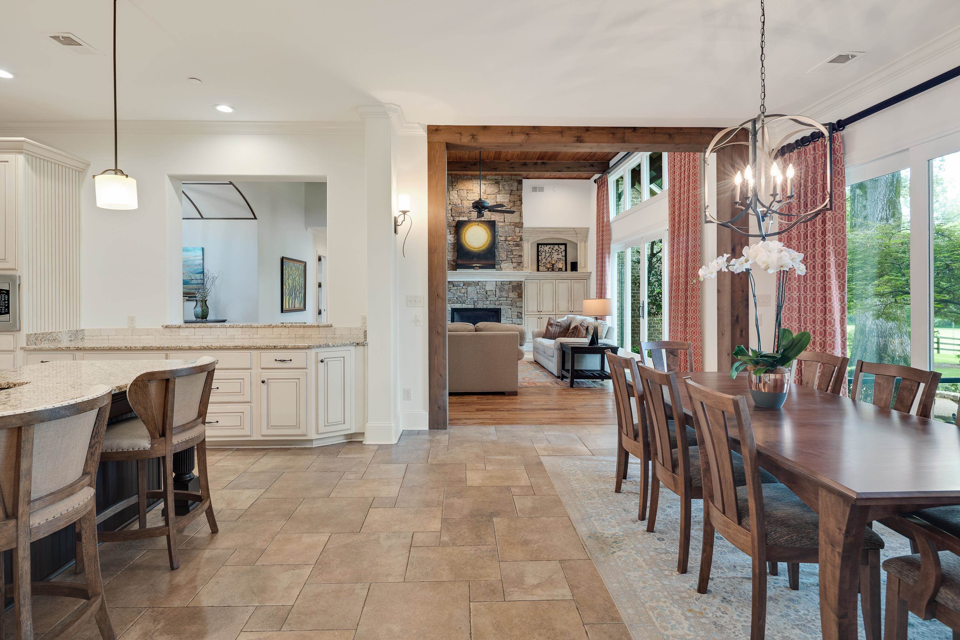 70 GREENBRIER LAKES CV