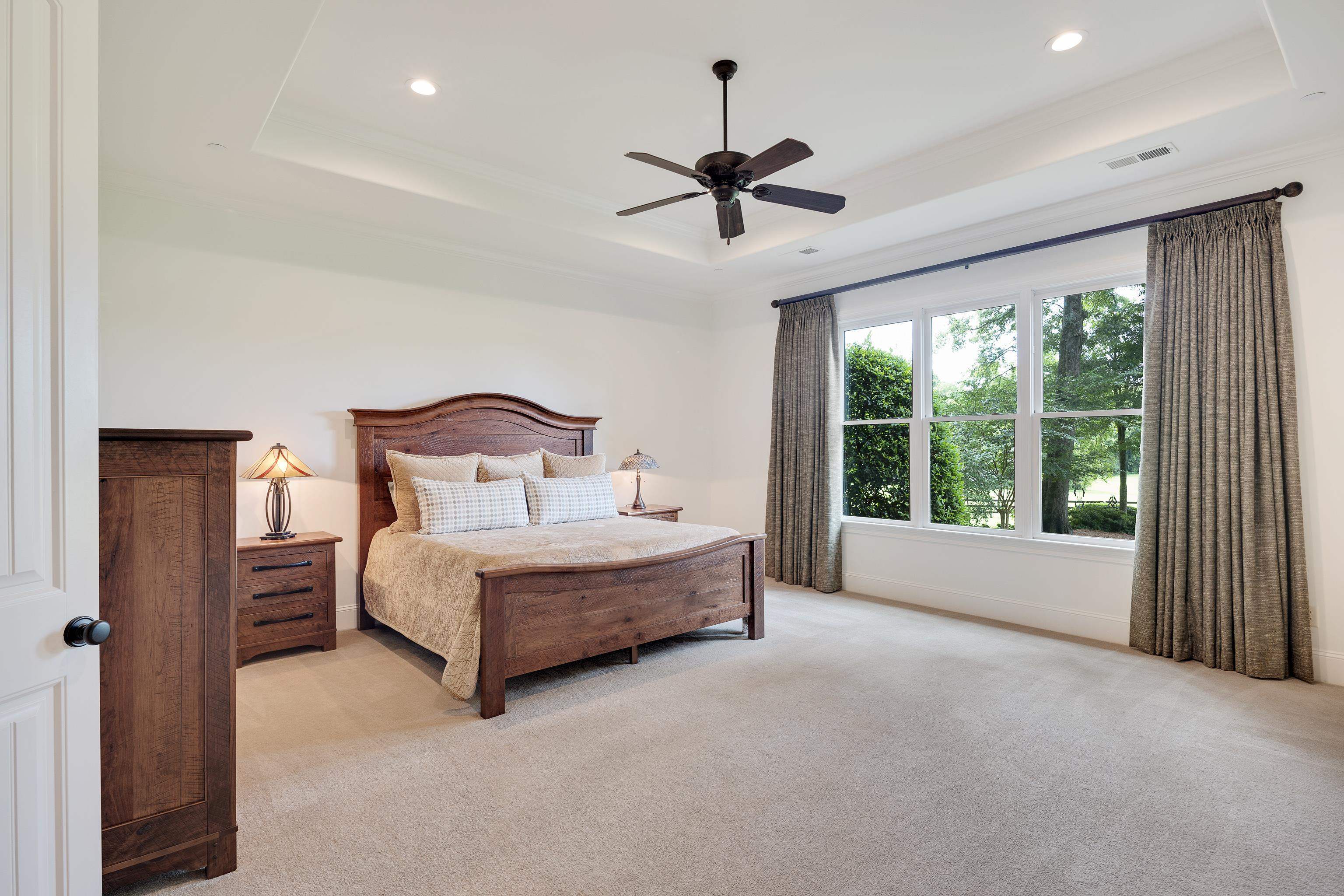 70 GREENBRIER LAKES CV