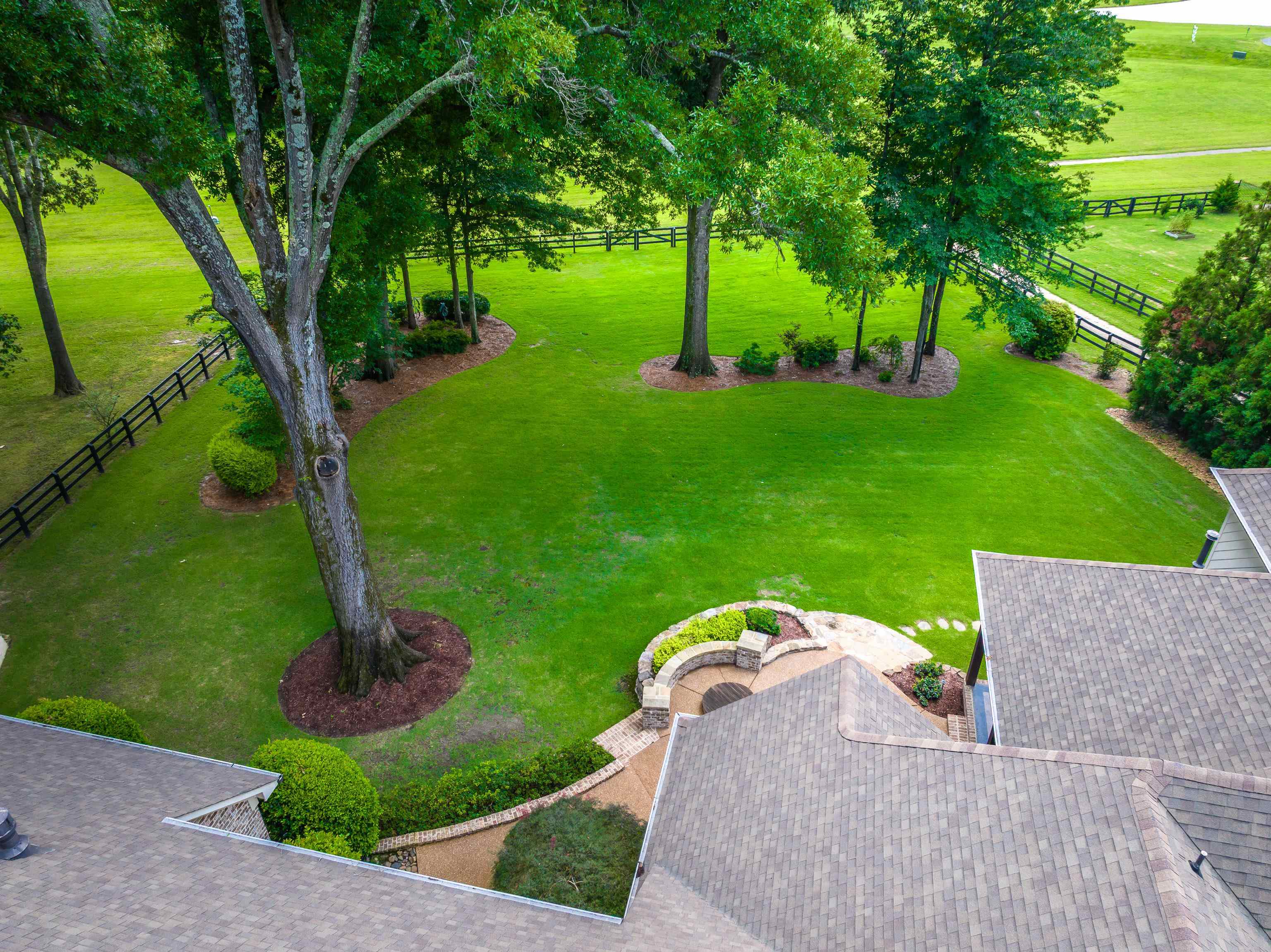 70 GREENBRIER LAKES CV