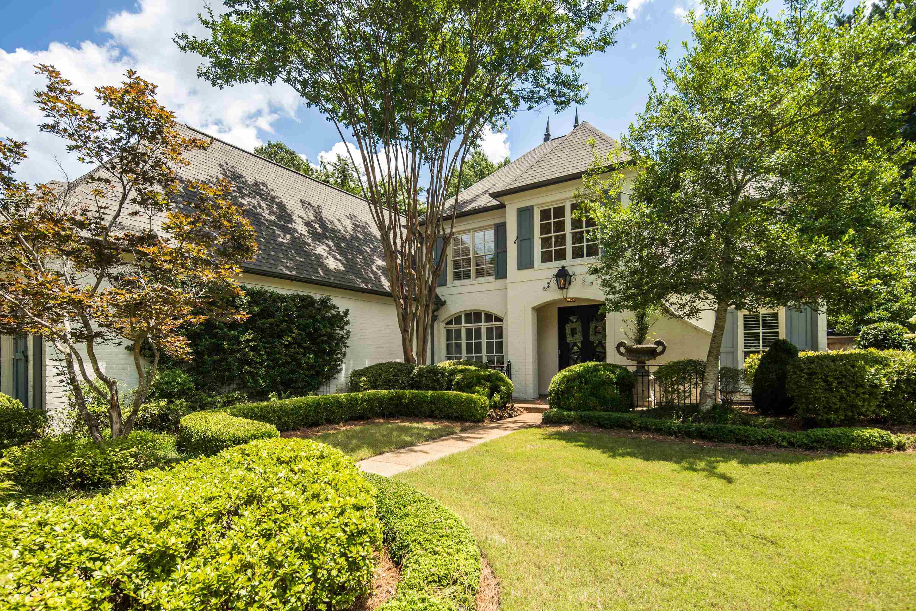 2902 BENTWOOD OAK DR