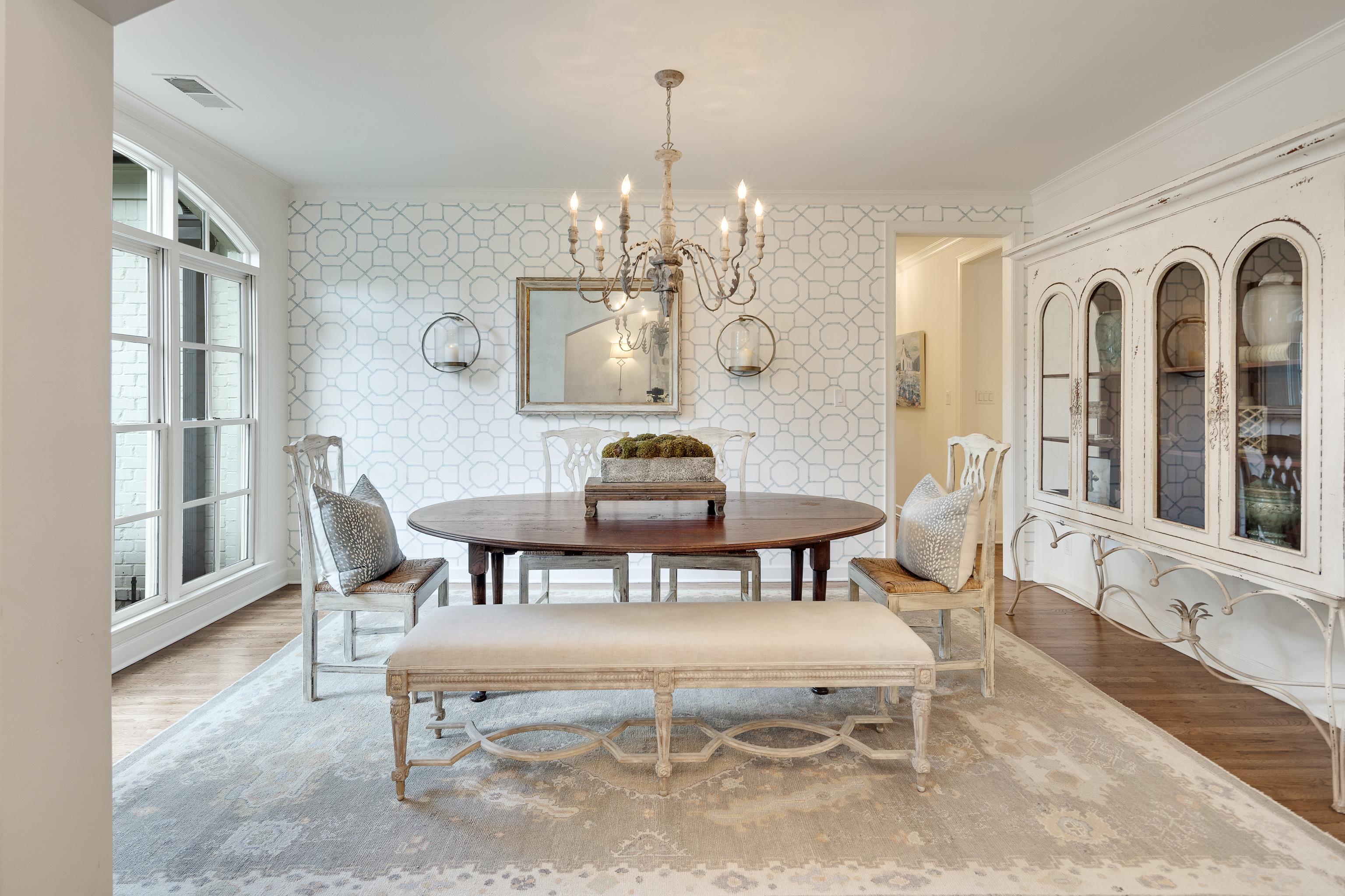 2902 BENTWOOD OAK DR