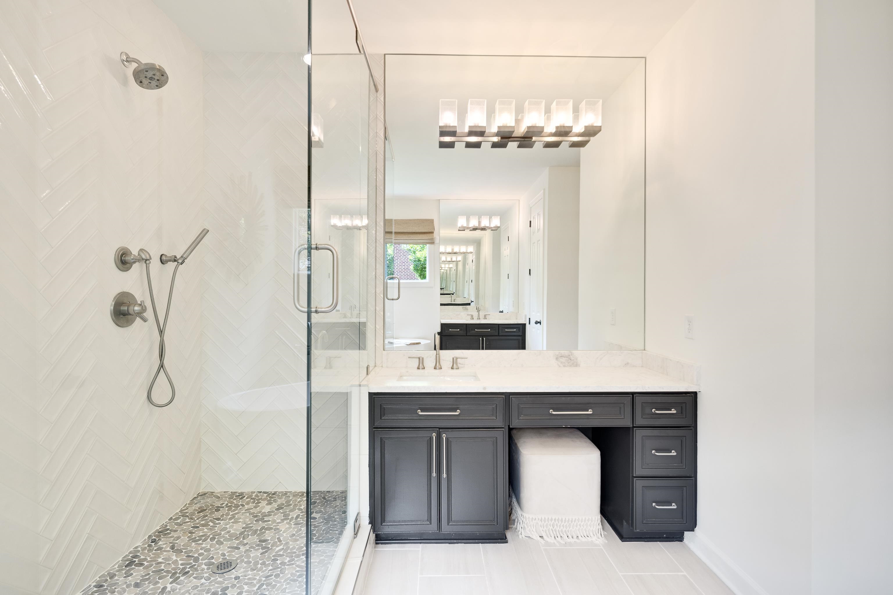 2902 BENTWOOD OAK DR
