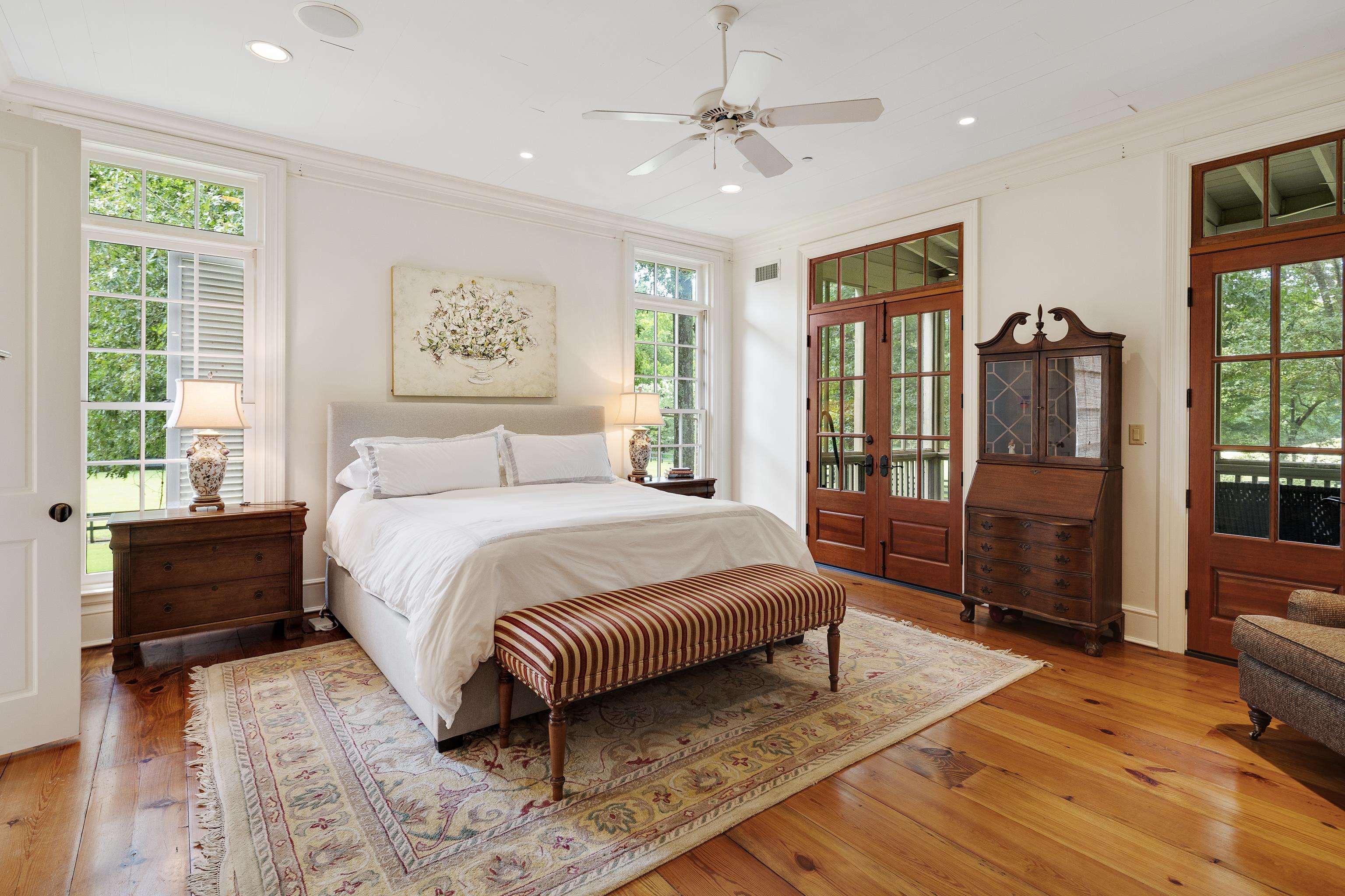8891 FOREST MEADOWS DR