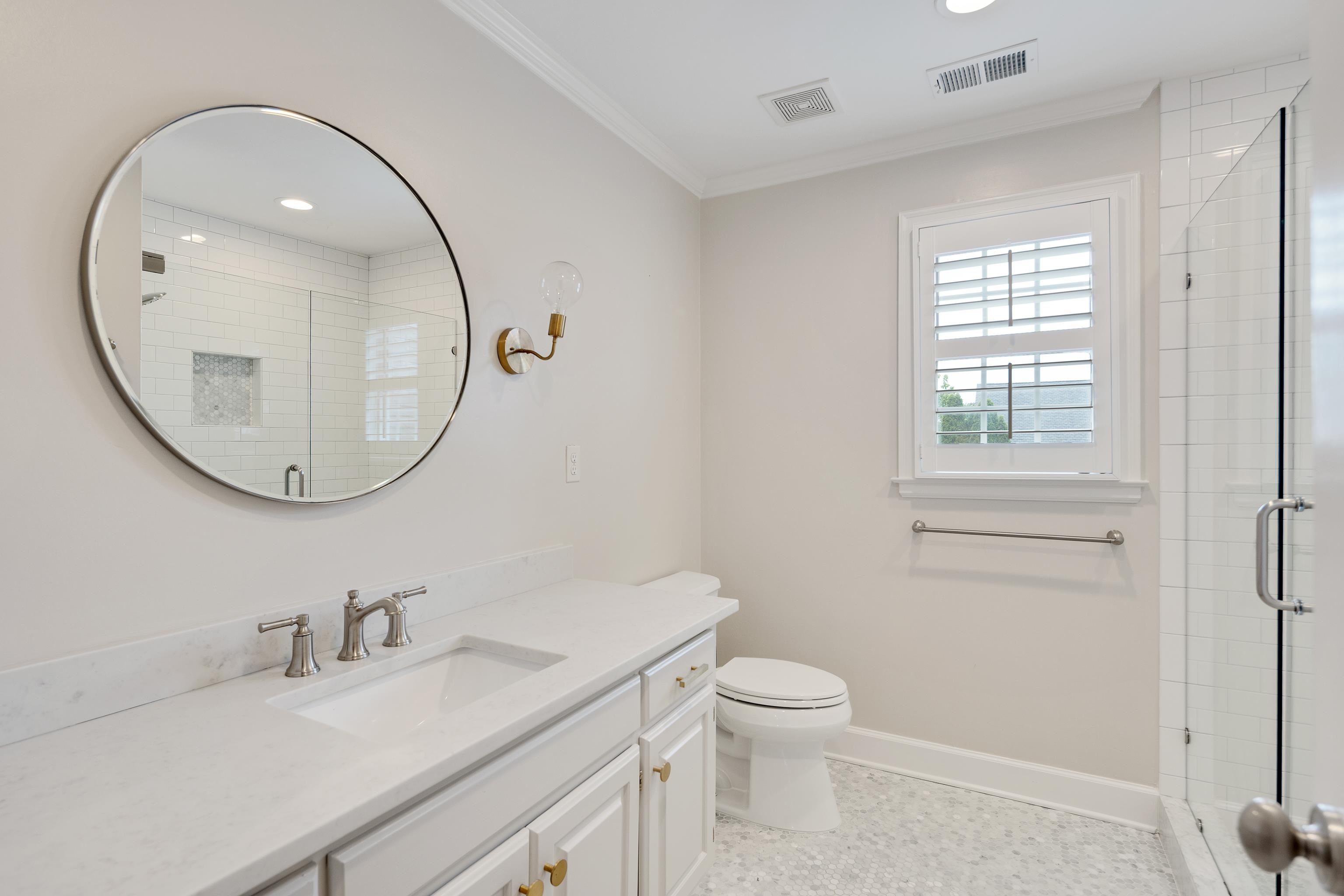 2547 DELMEAD CV