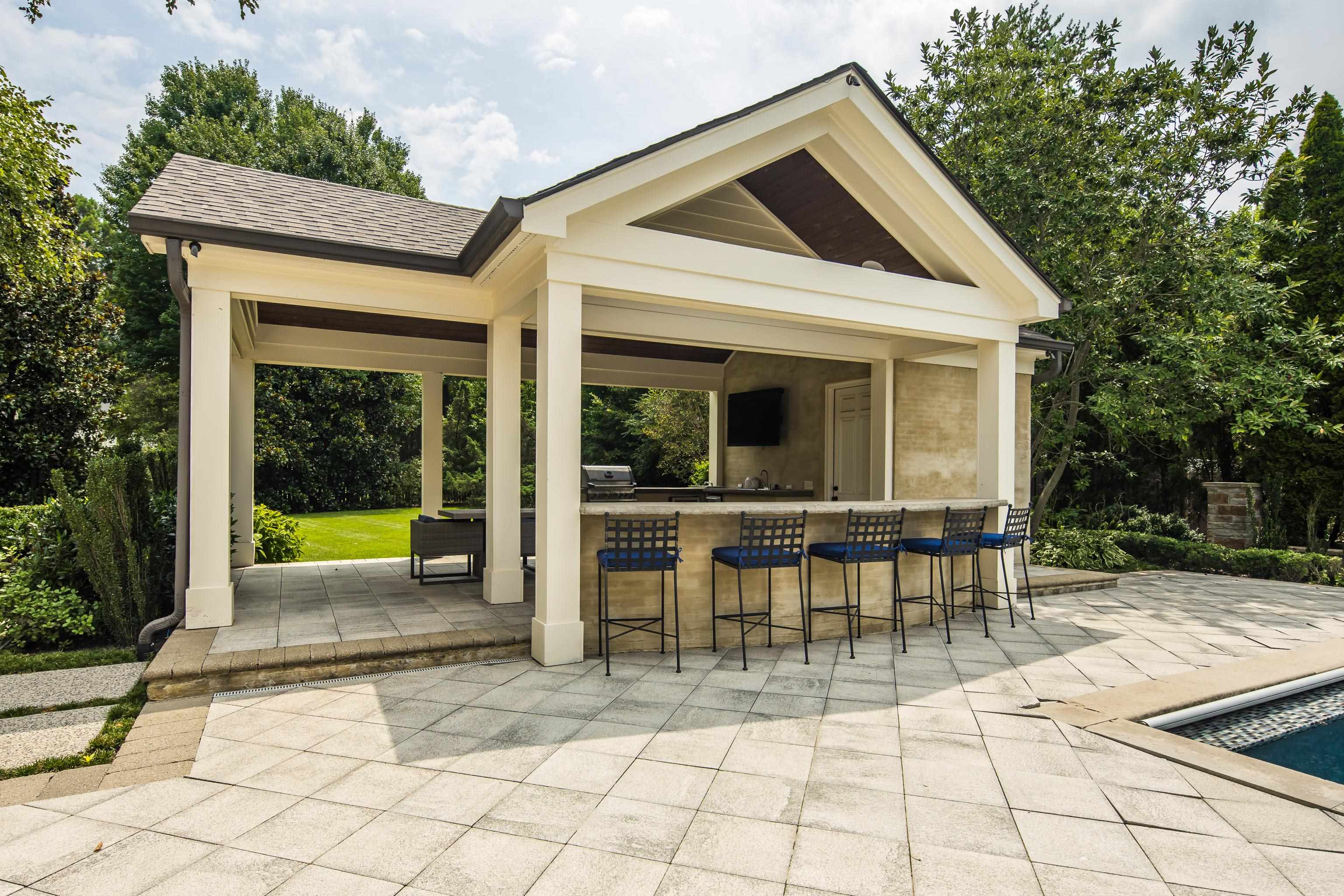 2547 DELMEAD CV