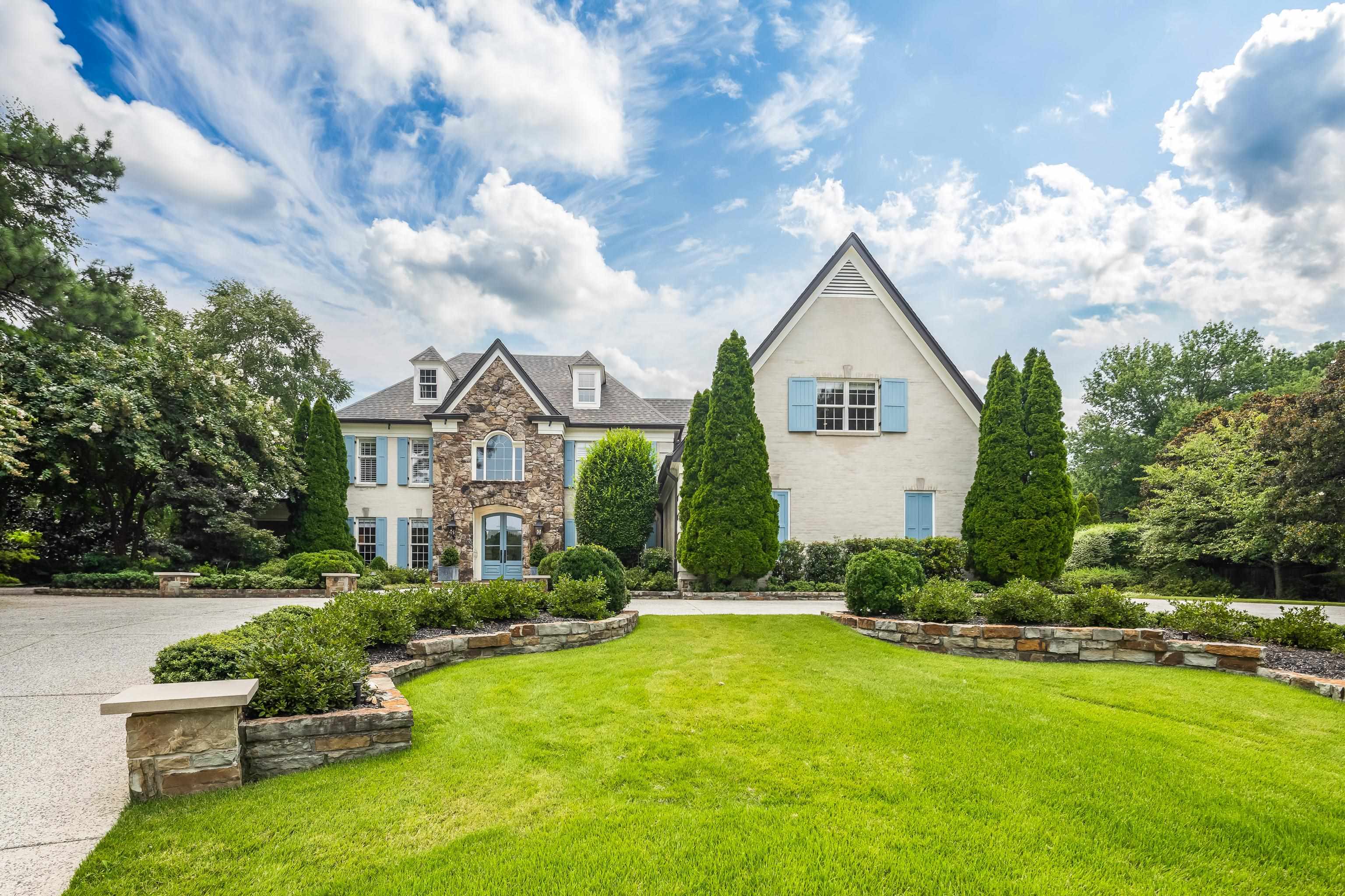 2547 DELMEAD CV