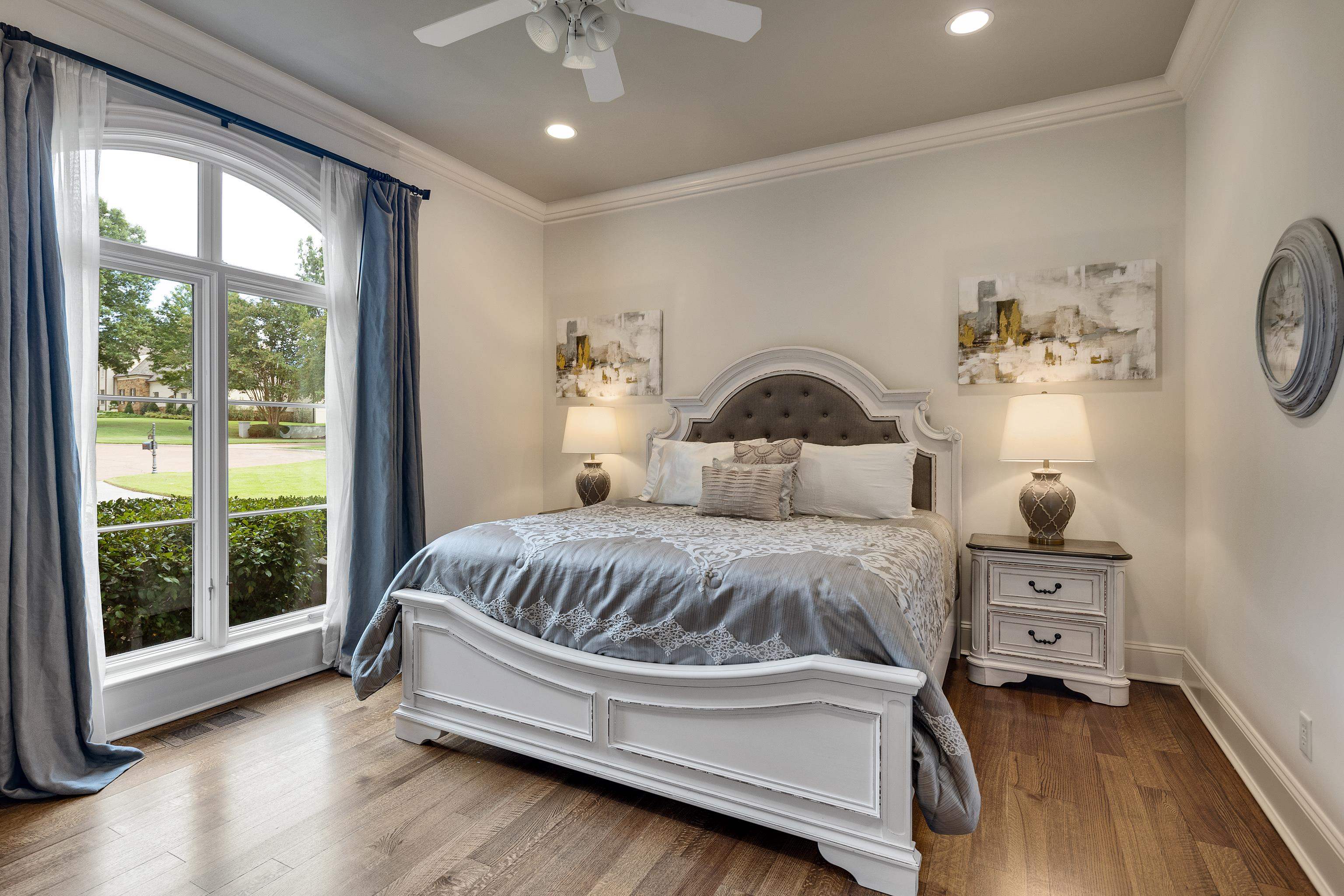 9260 GWYNN HOLLOW CV