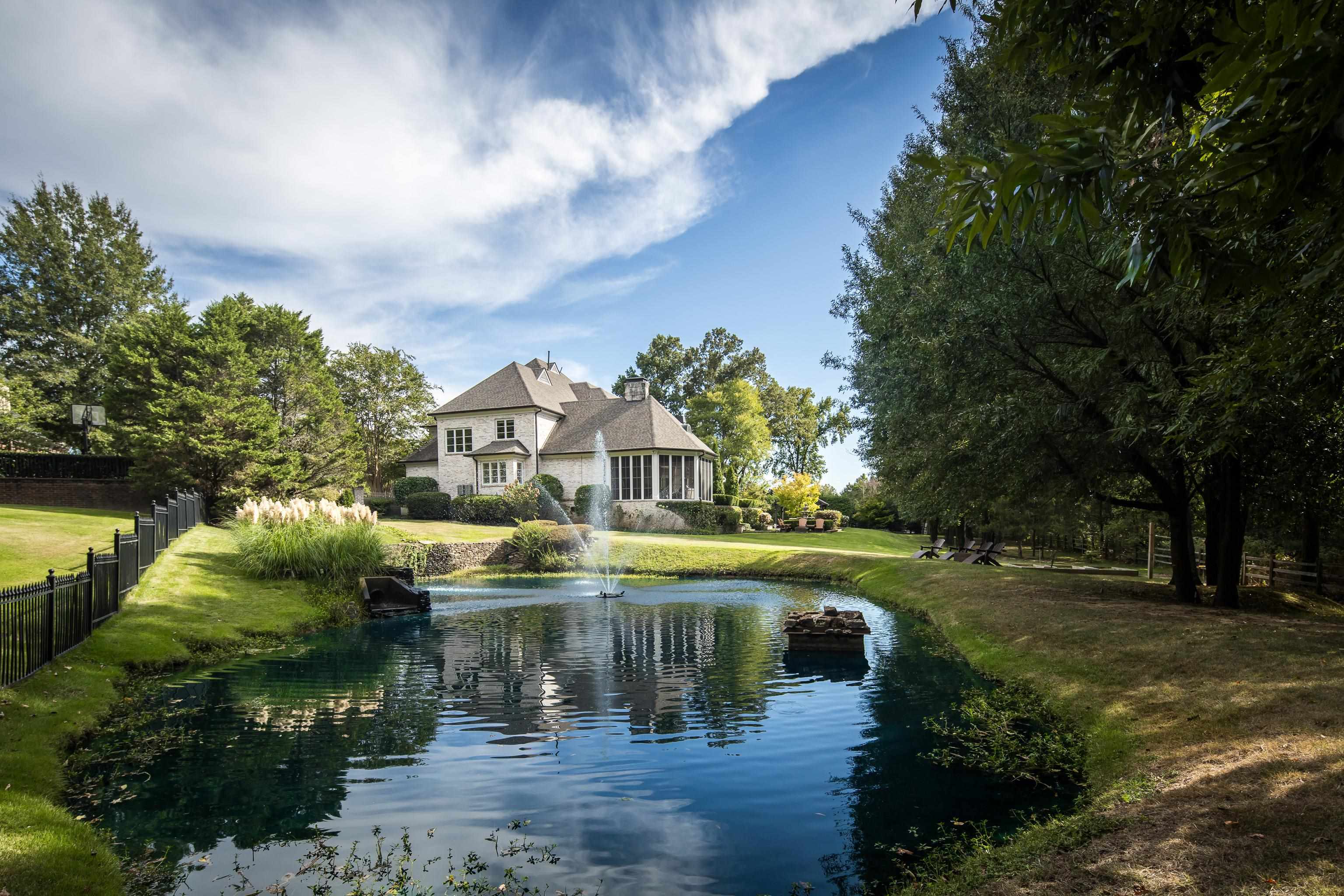 9260 GWYNN HOLLOW CV