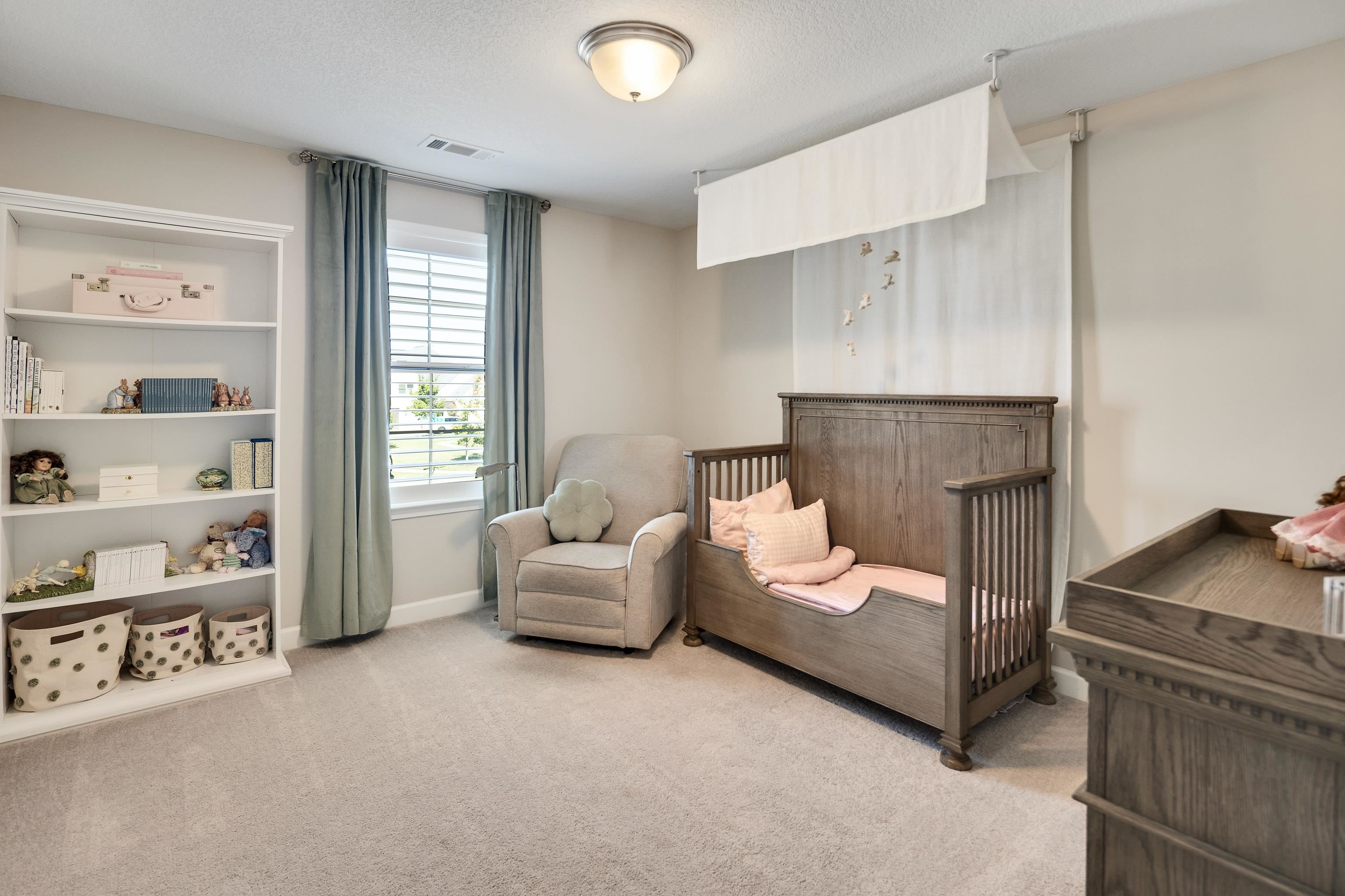 10701 MAGNOLIA PARK CIR S