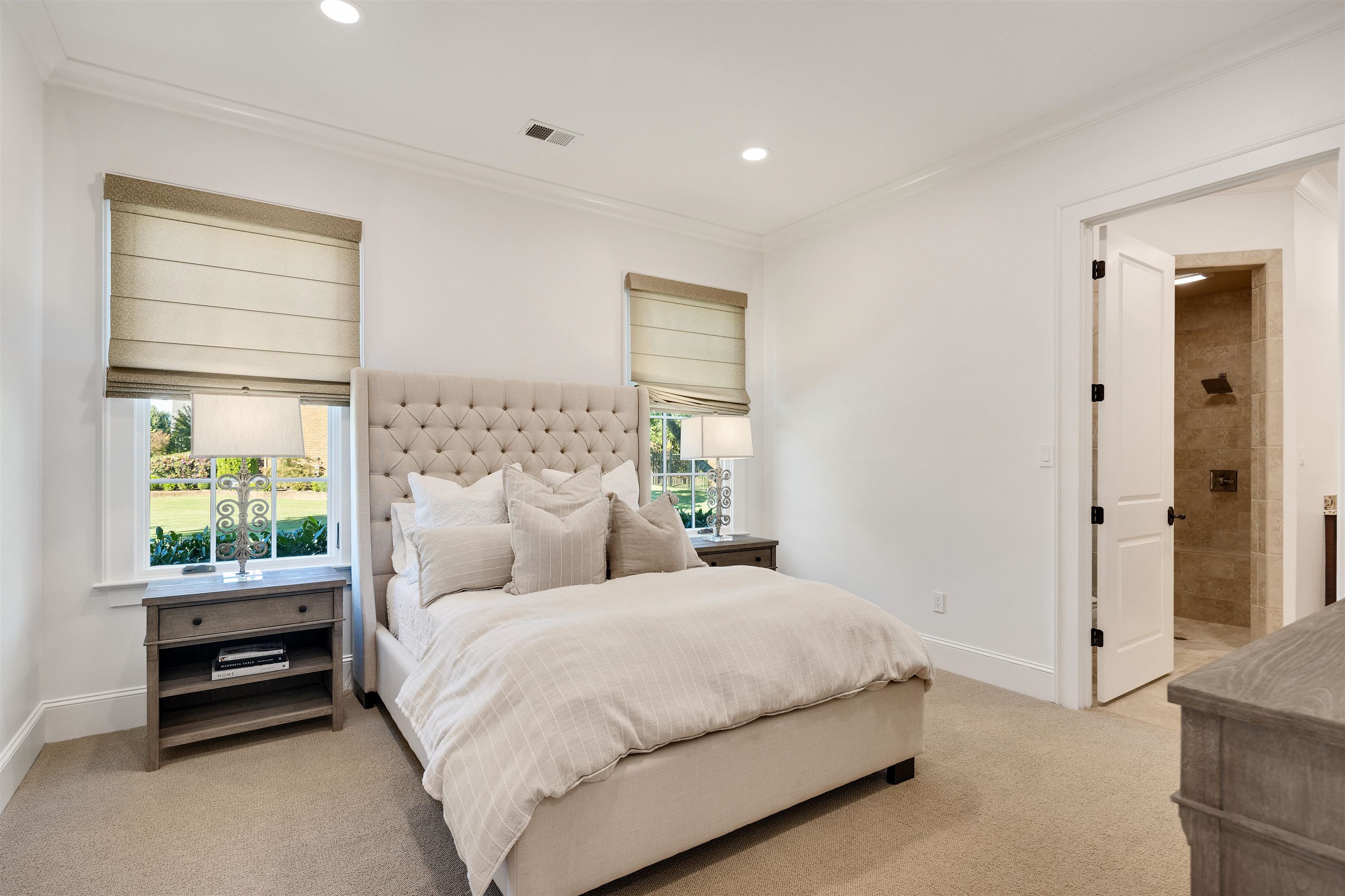 206 DUBRAY MANOR DR