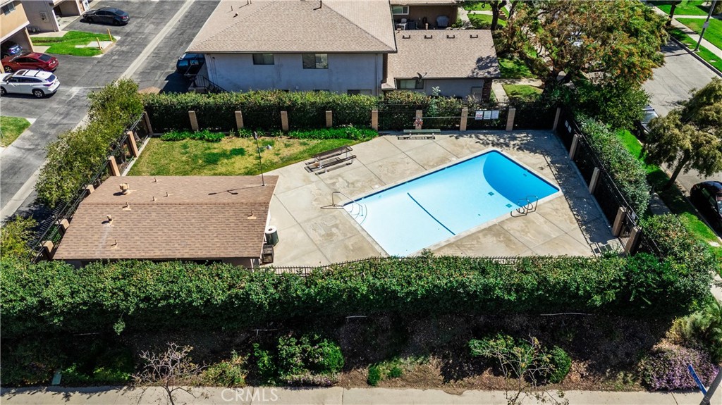 1070 W Calle de las Estrellas 4