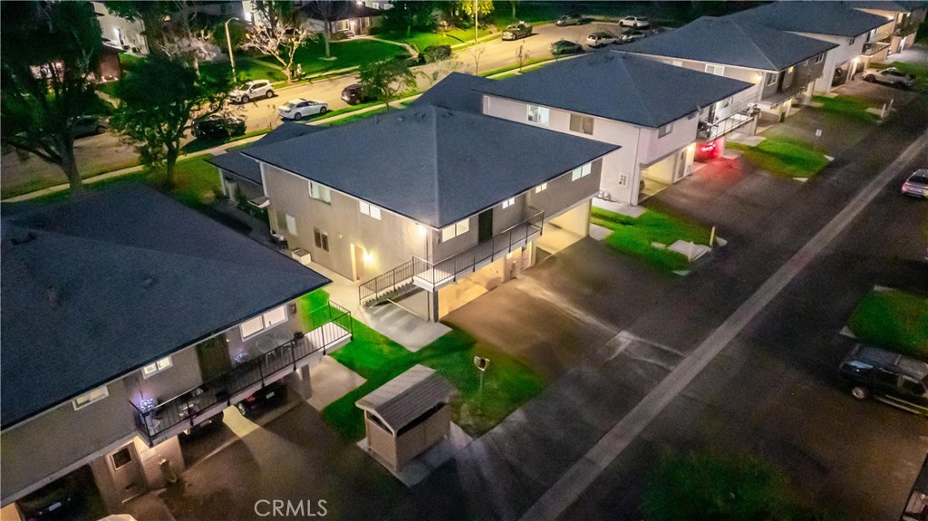 1070 W Calle de las Estrellas 4