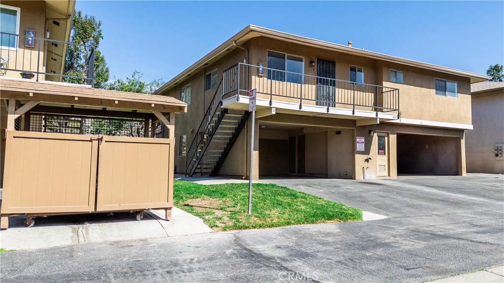 1070 W Calle de las Estrellas 4