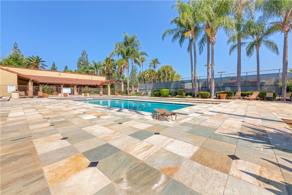 1345 Cabrillo Park Drive N01